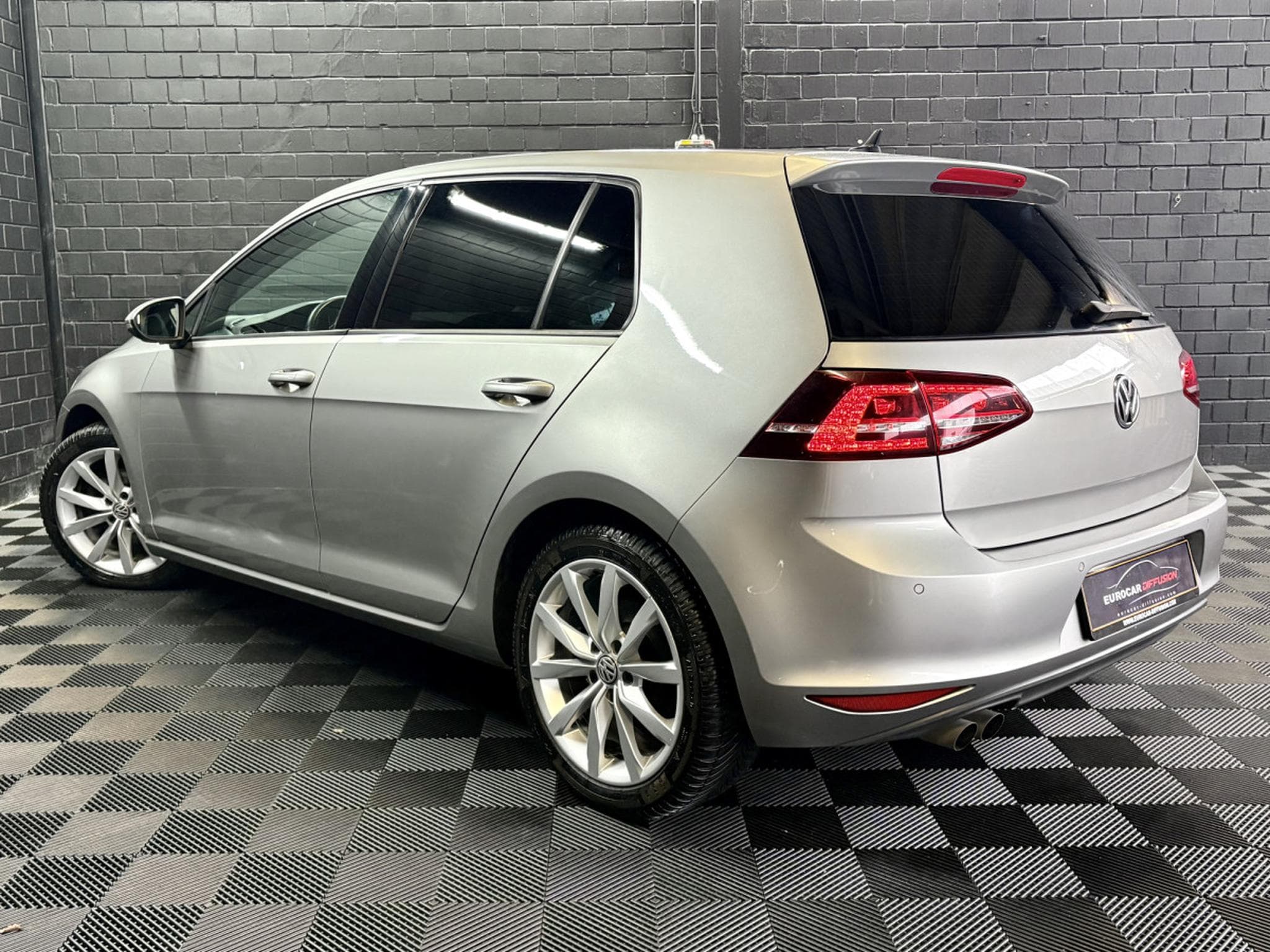 VW Golf 2.0 TDI Highline *ACC* Caméra* Sièges Chauff* Cuir* (2015) - Foto 3