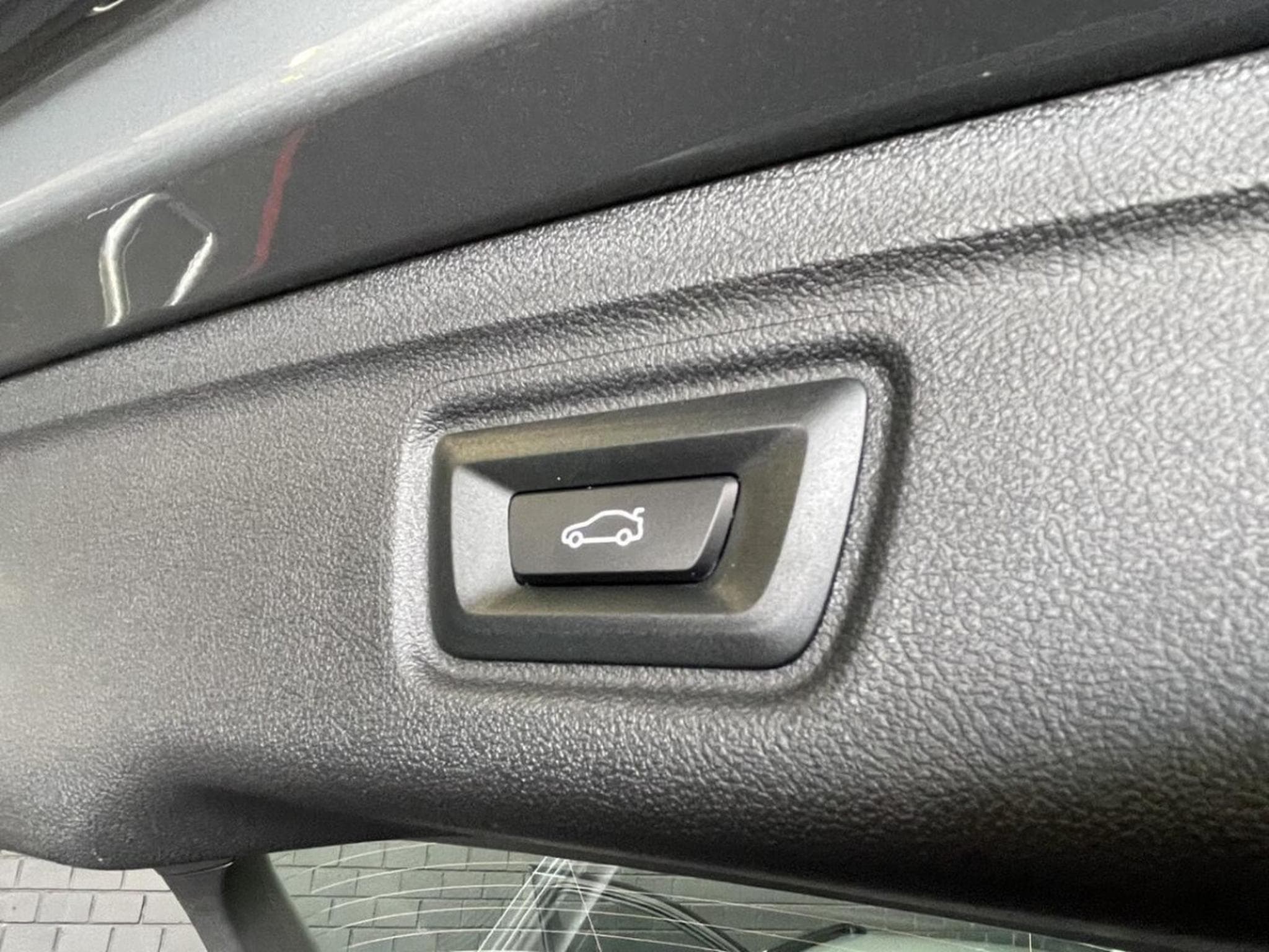 BMW 330 330i M-Sport Touring xDrive 245CV * Hayon * ACC * Sièges cha (2024) - Foto 20