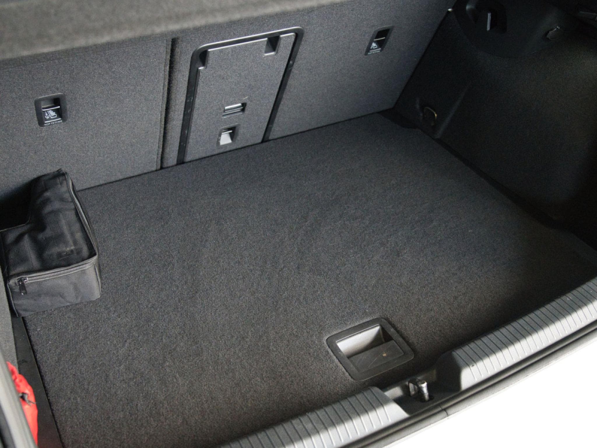 VW Golf Life GOAL 2.0 TDI 1150 CV DSG 7 ***Caméra***Attelage*** (2025) - Foto 20