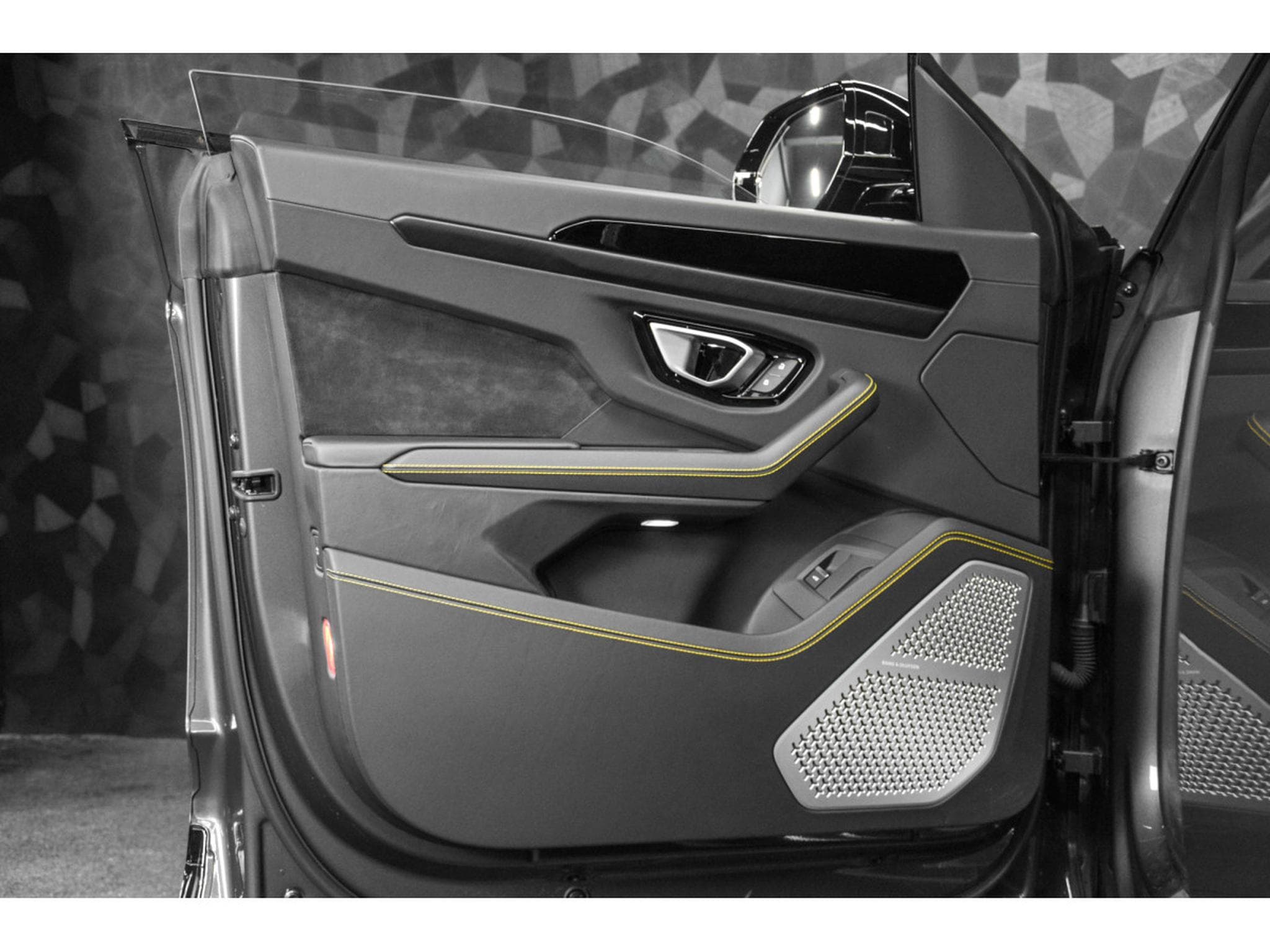 Lamborghini Urus S V8 - GRIGIO KERES (2024) - Foto 30