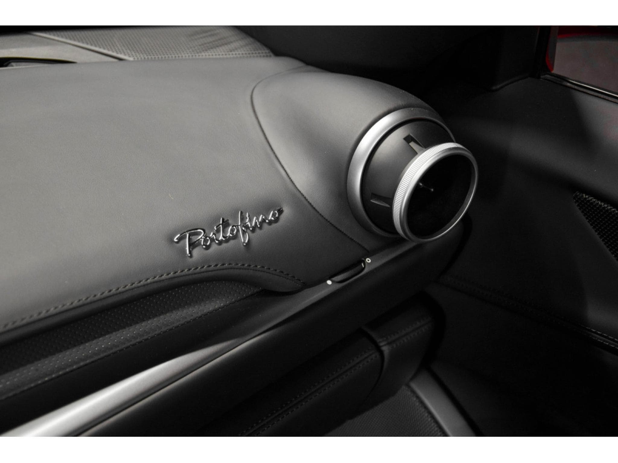 Ferrari Portofino ROSSO CORSA (2018) - Foto 26