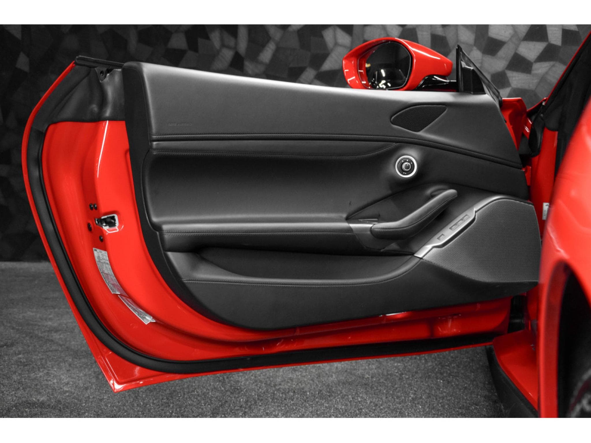 Ferrari Portofino ROSSO CORSA (2018) - Foto 27