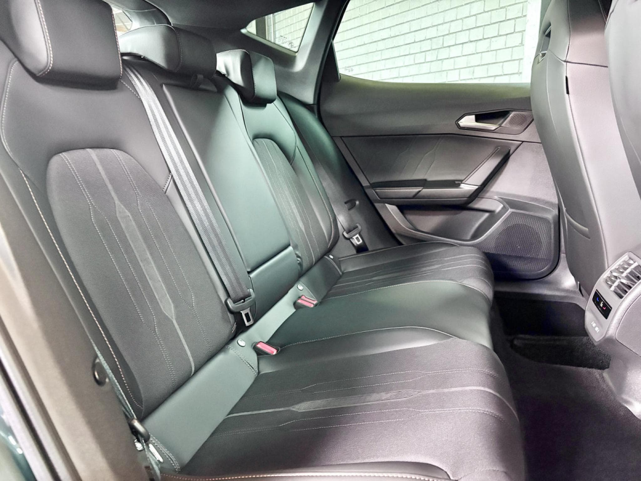 Cupra Formentor VZ 245CV eHybrid DSG6 *VSS* *PANO* ATELLAGE* (2023) - Foto 16