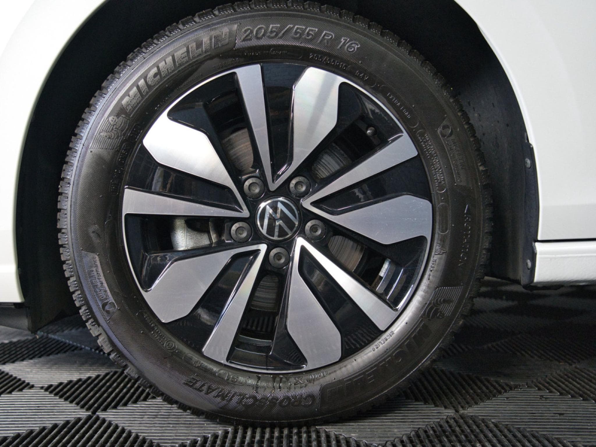 VW Golf Life GOAL 2.0 TDI 1150 CV DSG 7 ***Caméra***Attelage*** (2025) - Foto 24