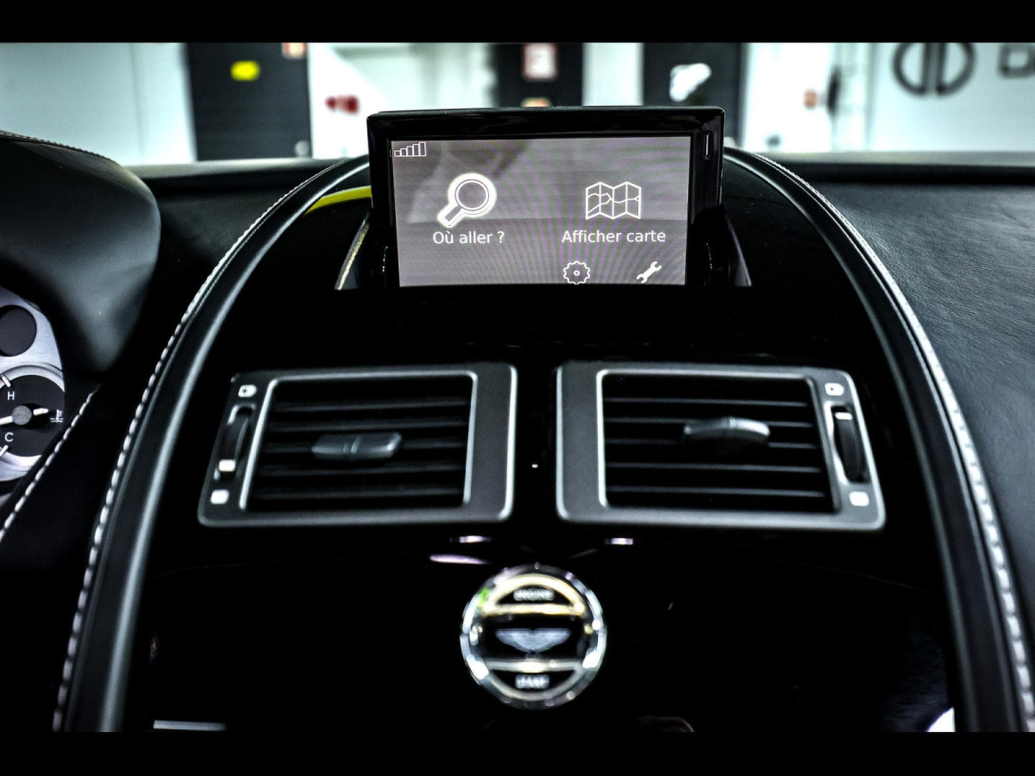 Aston-Martin V8 Vantage V8 ROADSTER 4.7 436 MANUAL 6 (2014) - Foto 13