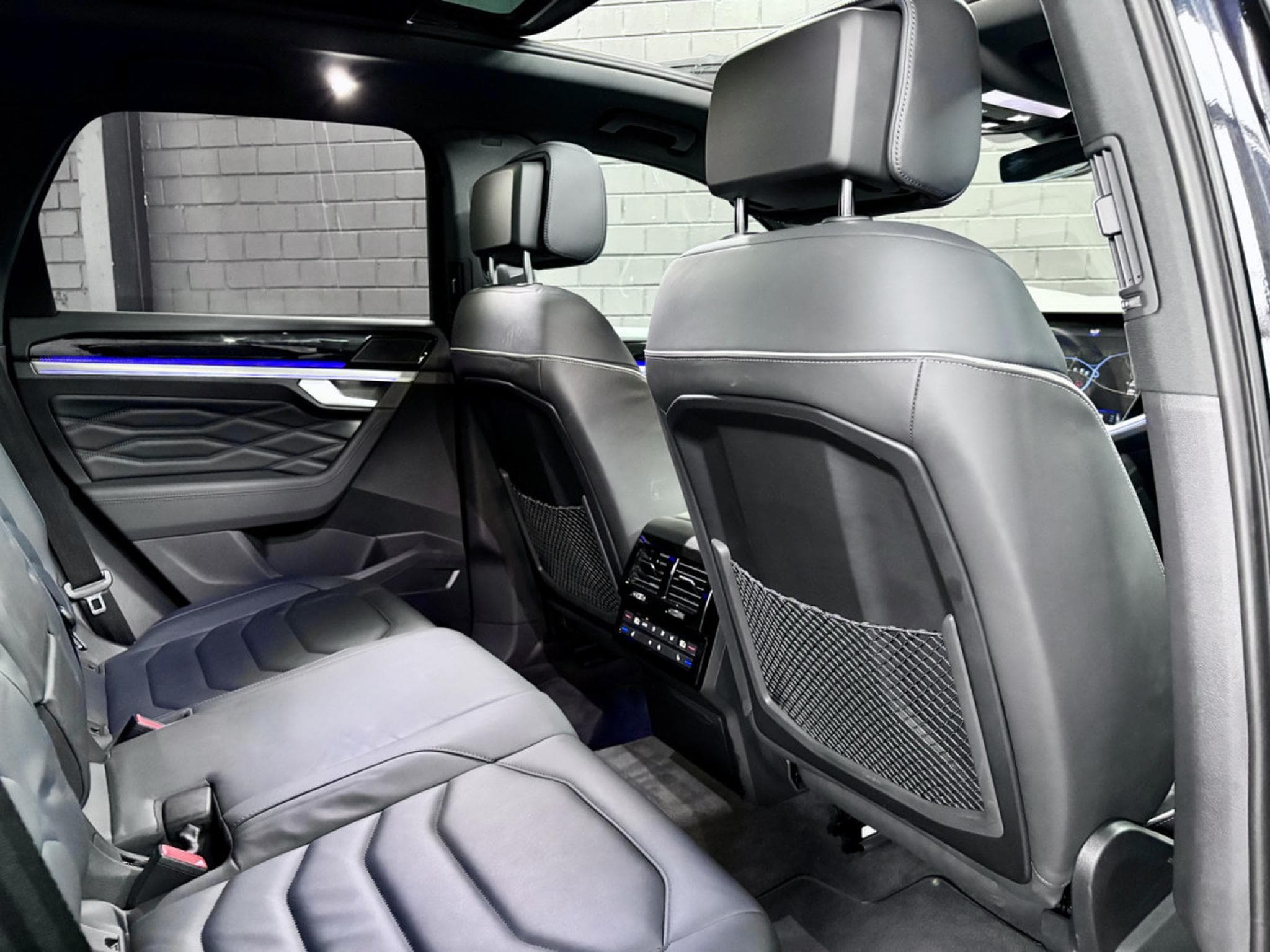 VW Touareg 3.0 TSi V6 eHybrid 4MOTION Elegance  381 CV (2022) - Foto 20