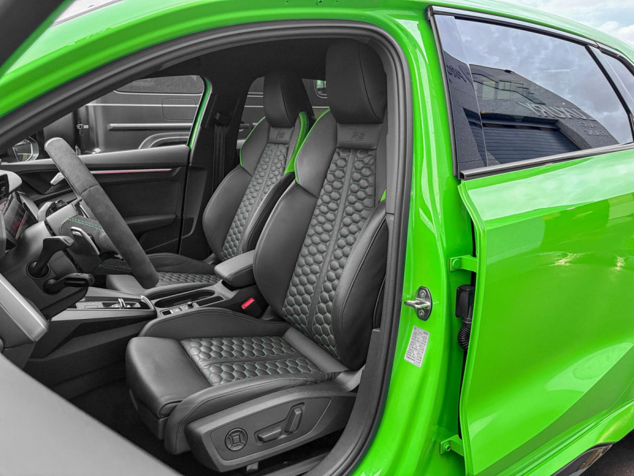 Audi RS3 AUDI RS3 Sportback 2.5 TFSI quattro/19/B.O/ (2023) - Photo 6