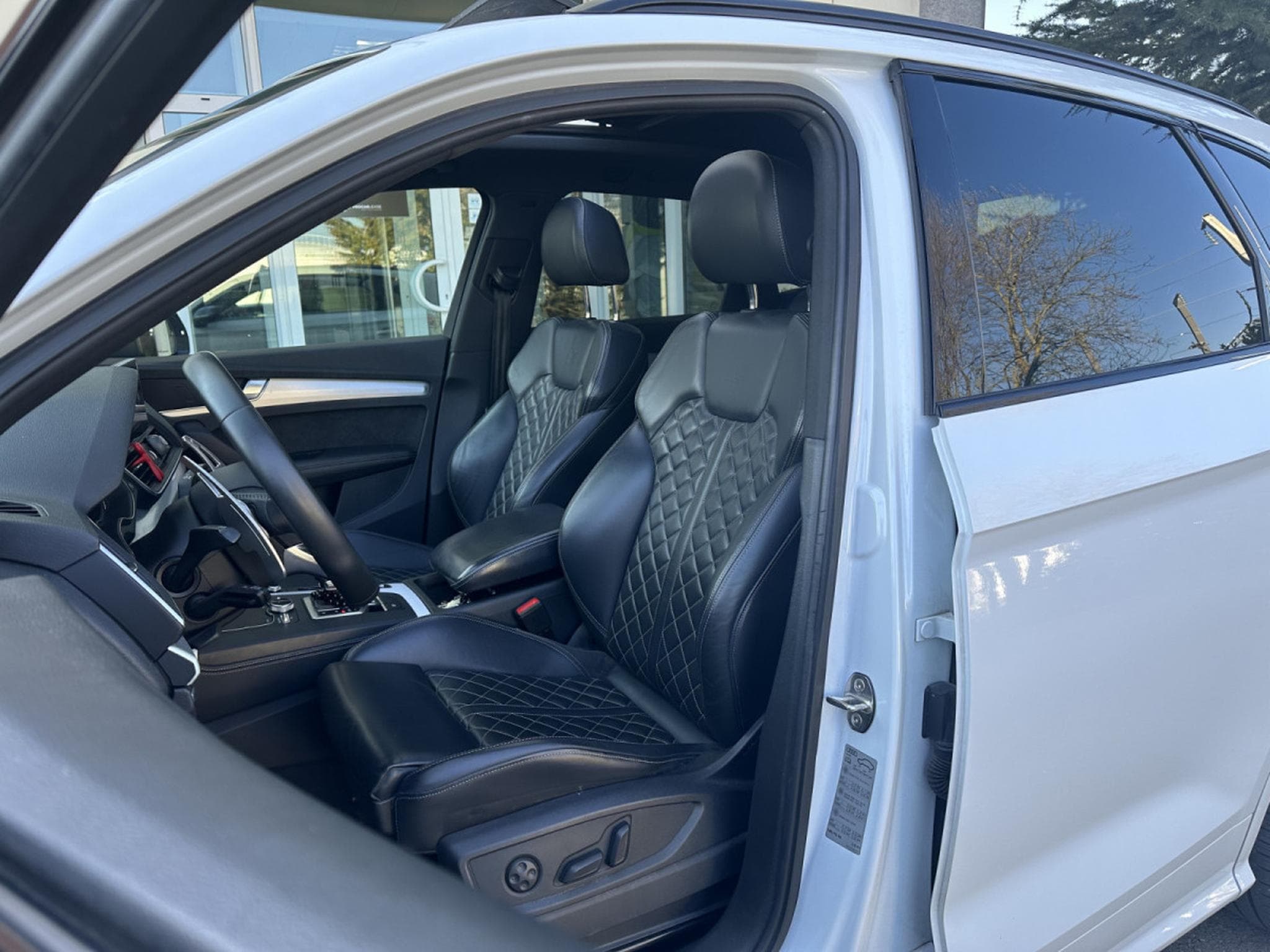 Audi SQ5 TDi Quattro/Tiptronic/21/Pano/AHK/Bang & Olufsen,/360°/Leder (2019) - Photo 12