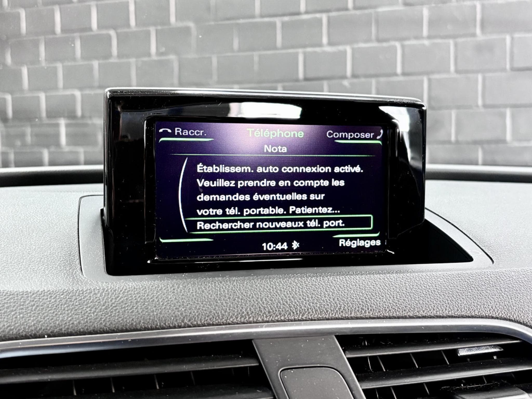 Audi Q3 2.0 TDI S-Line Selection 140 CV *Sièges Chauff* (2014) - Photo 19