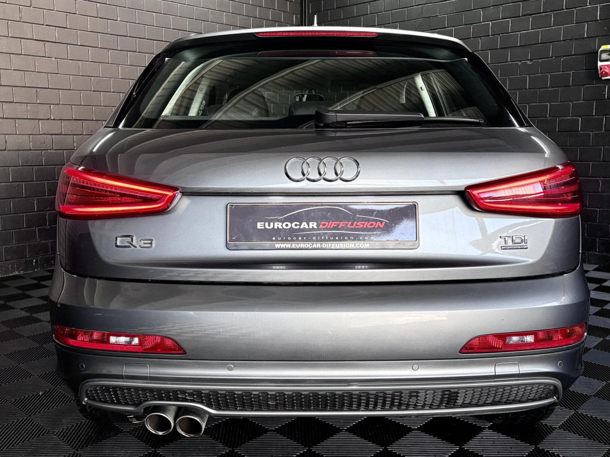 Audi Q3 2.0 TDI S-Line Selection 140 CV *Sièges Chauff* (2014) - Photo 5