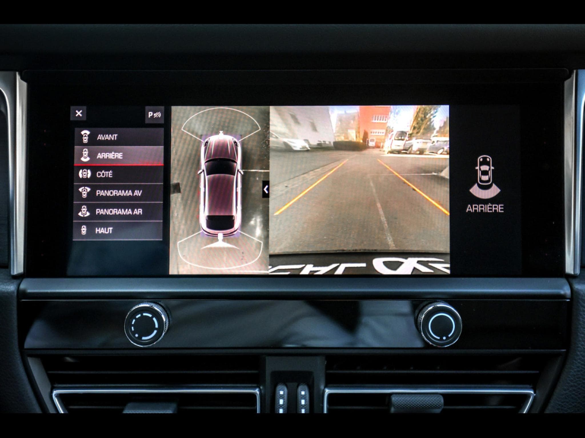 Porsche Macan III GTS PDK – CARRARA WHITE METALLIC (2024) - Photo 19