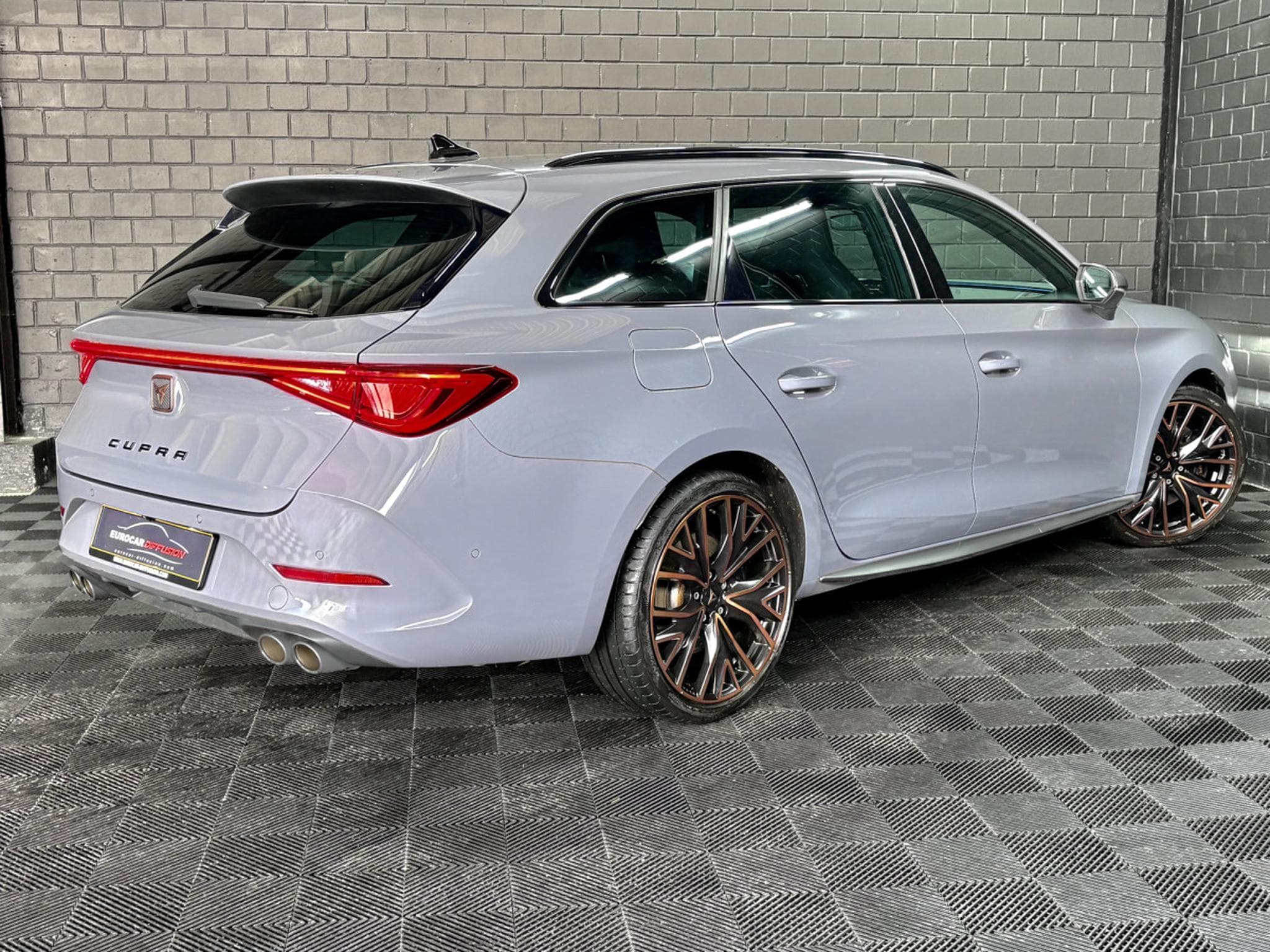 Cupra Leon ST 2.0 TSI 310CV 4Drive **VSS ** Caméra ** ACC* (2021) - Foto 6