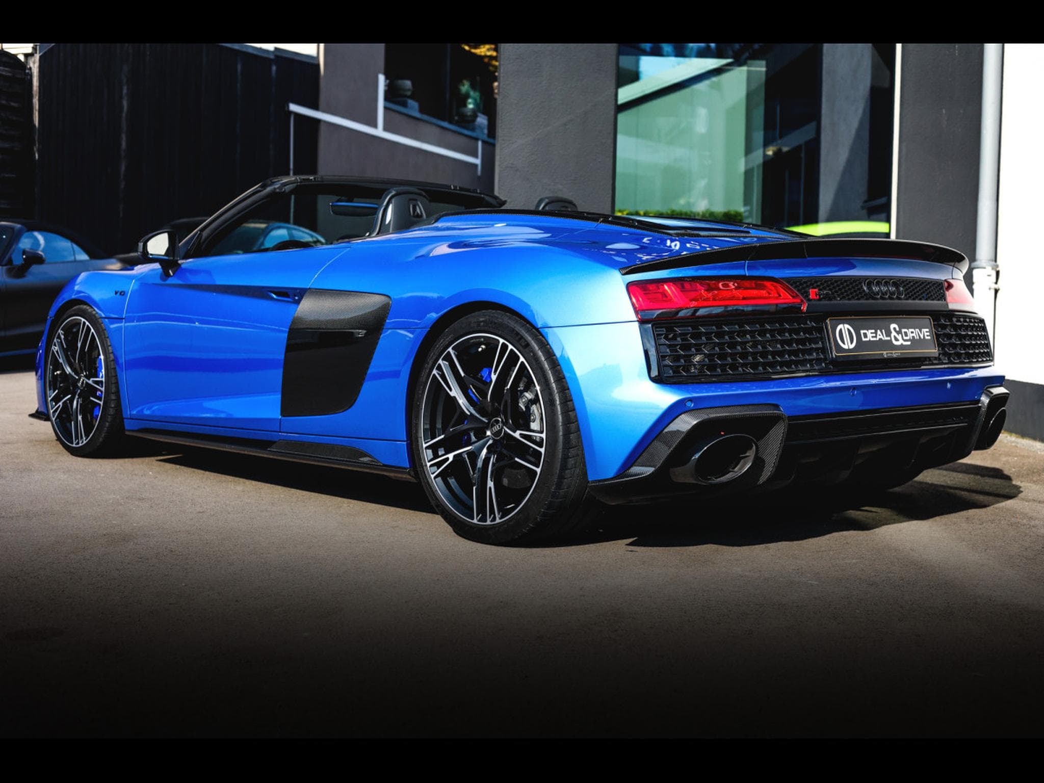 Audi R8 SPYDER V10 PERFORMANCE 5.2 FSI QUATTRO S-TRONIC – PACK DESIG (2021) - Photo 3