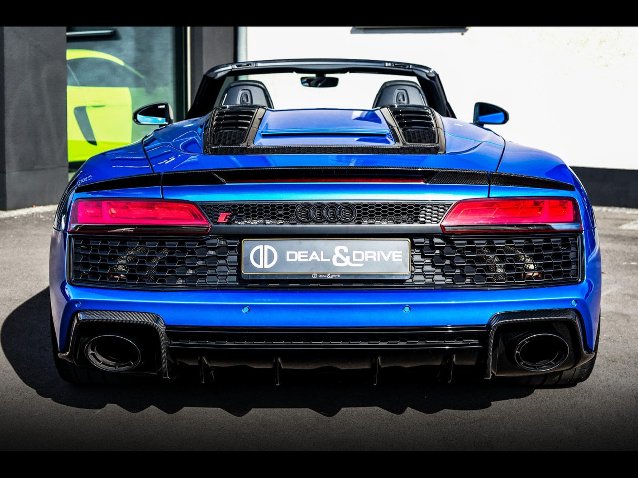 Audi R8 SPYDER V10 PERFORMANCE 5.2 FSI QUATTRO S-TRONIC – PACK DESIG (2021) - Photo 4
