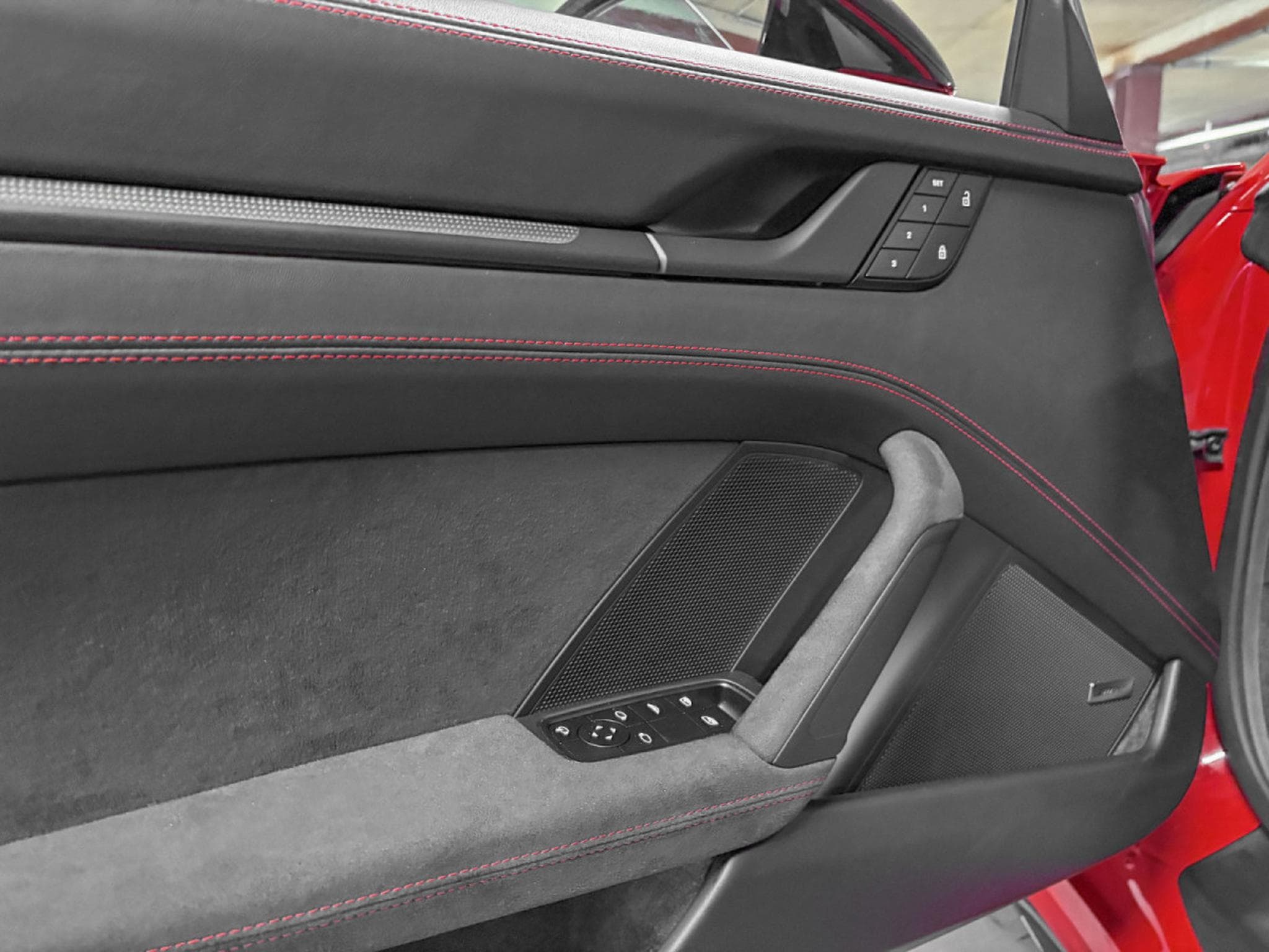 Porsche 911 992.1 CARRERA 4GTS CABRIOLET / FULL EXLUSIVE PORSCHE MANUFAK (2024) - Photo 22