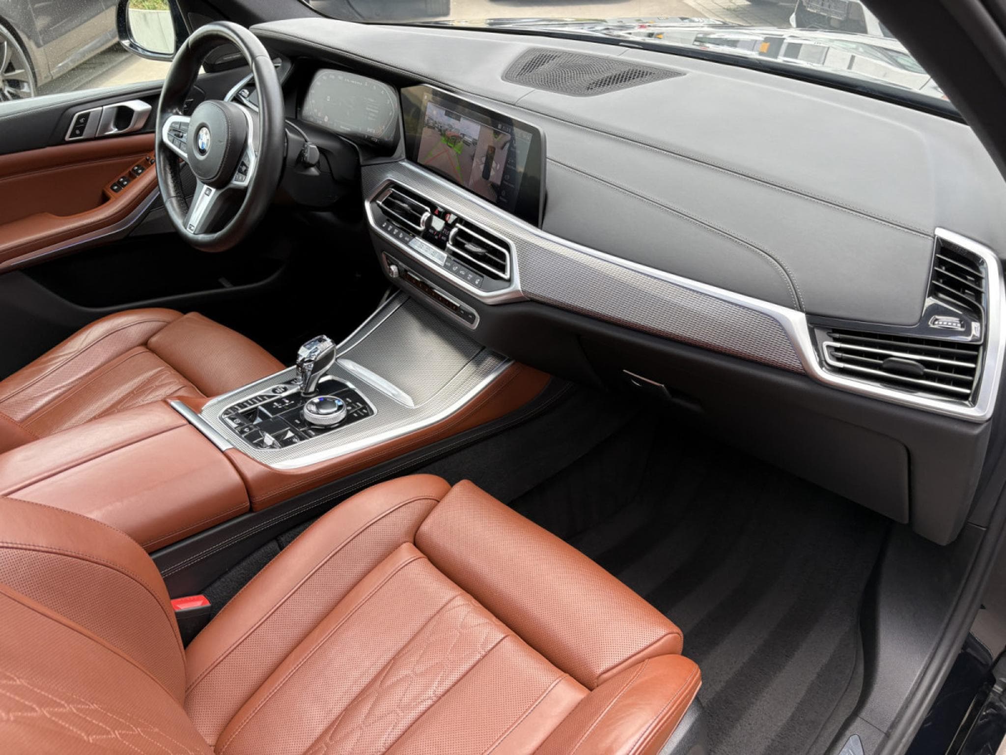 BMW X5M 50 7-SITZE /PANO/ AHK/LUFT/22/Harman-Kardon/360°/VOLL (2019) - Foto 15