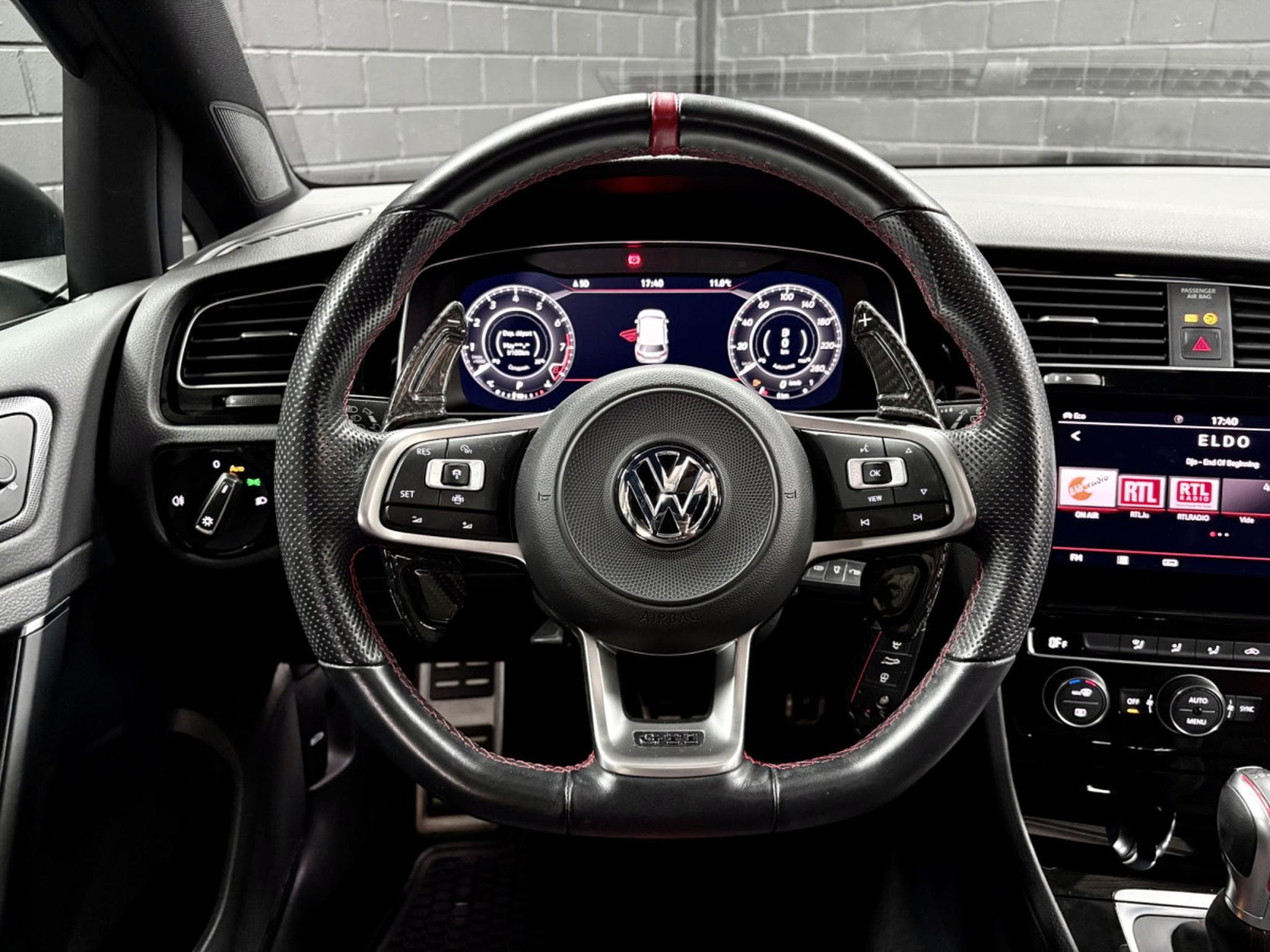 VW Golf GTI TCR 2.0 TSI 290 CV *AKRAPOVIC* *PANO *CAMERA* (2020) - Foto 10