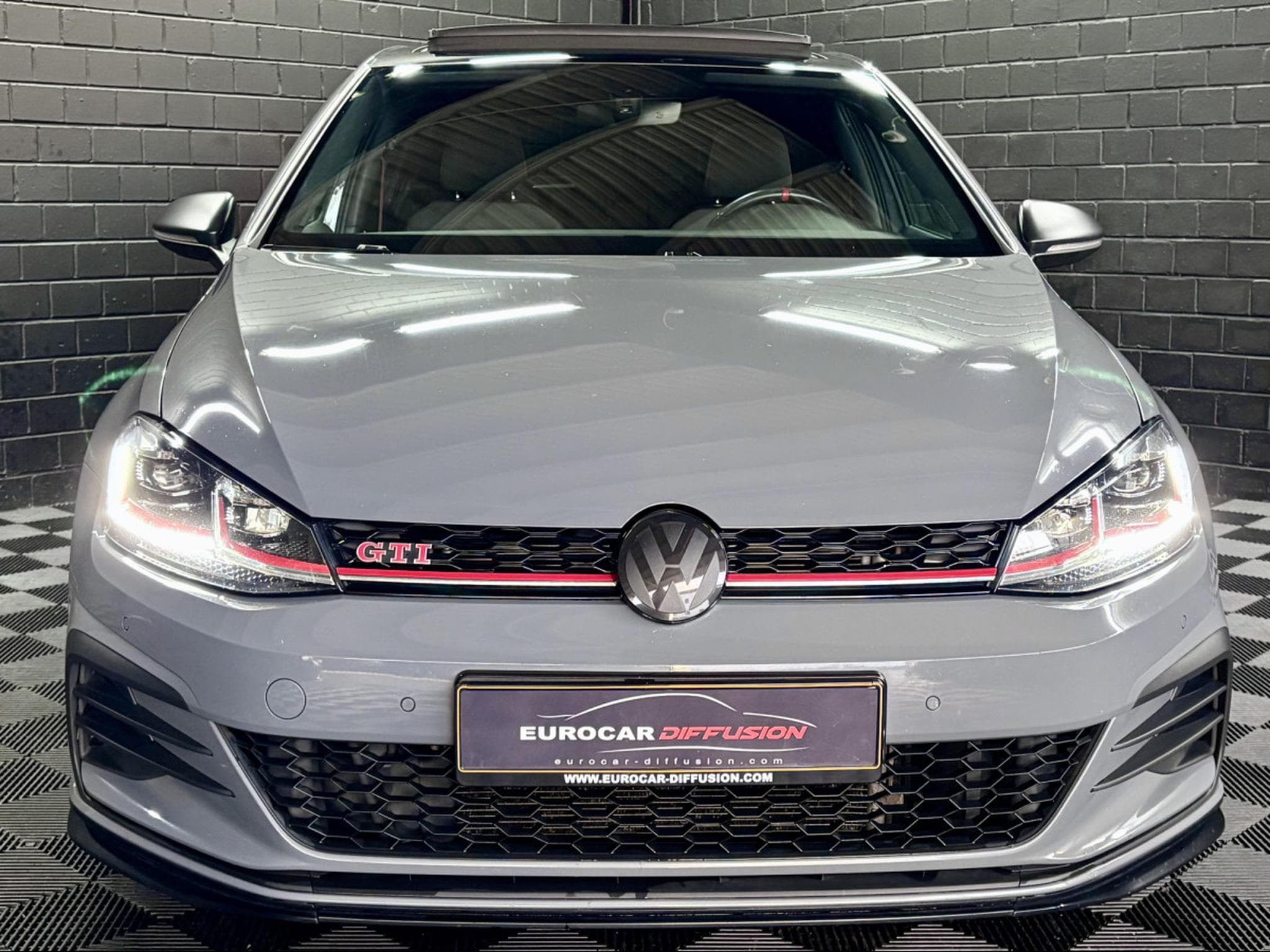 VW Golf GTI TCR 2.0 TSI 290 CV *AKRAPOVIC* *PANO *CAMERA* (2020) - Foto 2