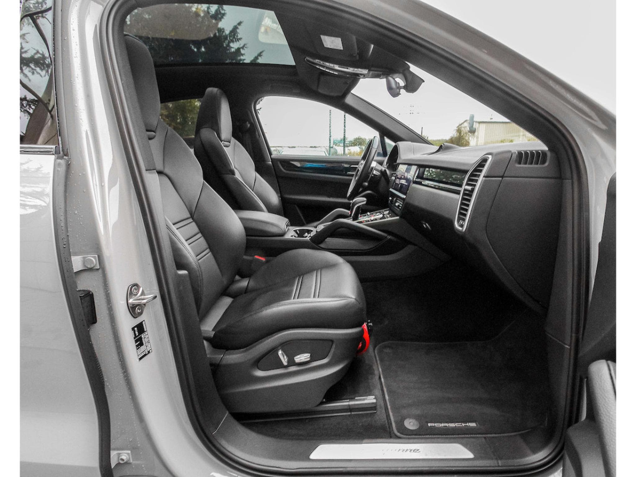 Porsche Cayenne Coupe E-Hybrid/Panorama/22/VOLL (2019) - Photo 11