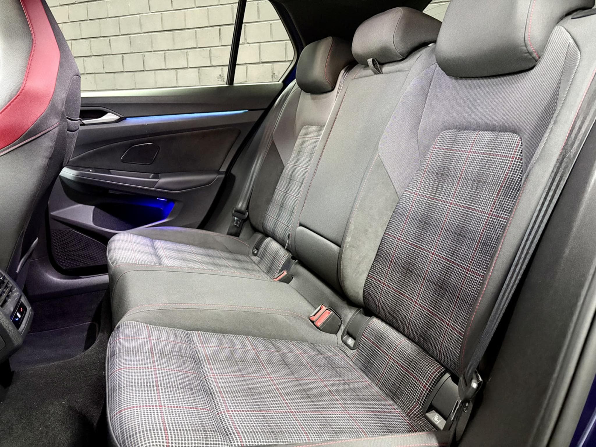 VW Golf GTI 2.0 TSI 245CV DSG7*HARMAN* TÊTE HAUTE* ACC* (2023) - Foto 23