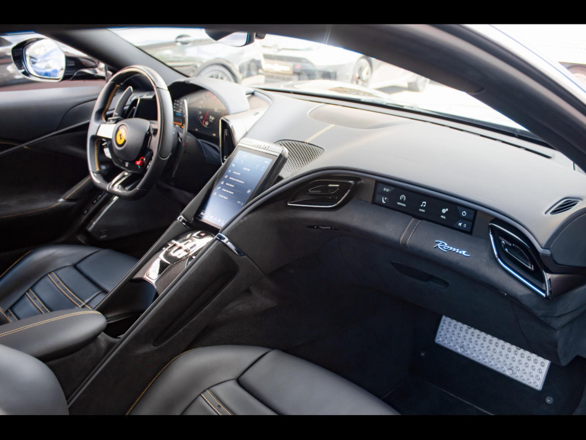 Ferrari Roma – NERO DS – GARANTIE FERRARI 05/27 (2021) - Photo 14