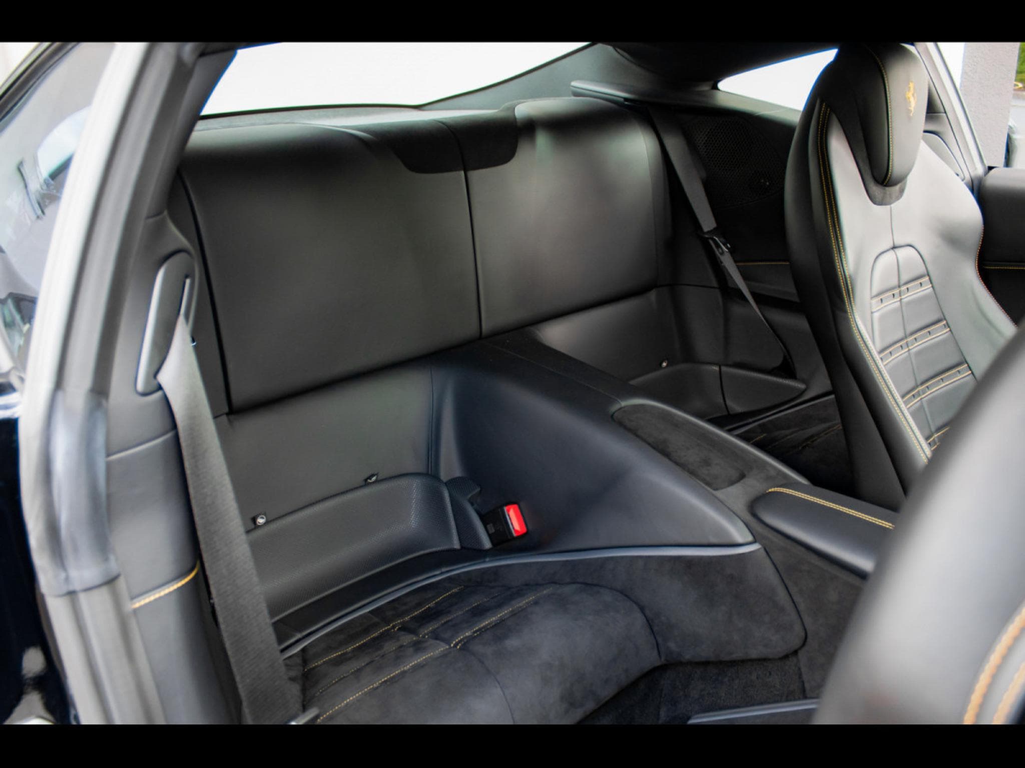 Ferrari Roma – NERO DS – GARANTIE FERRARI 05/27 (2021) - Photo 18