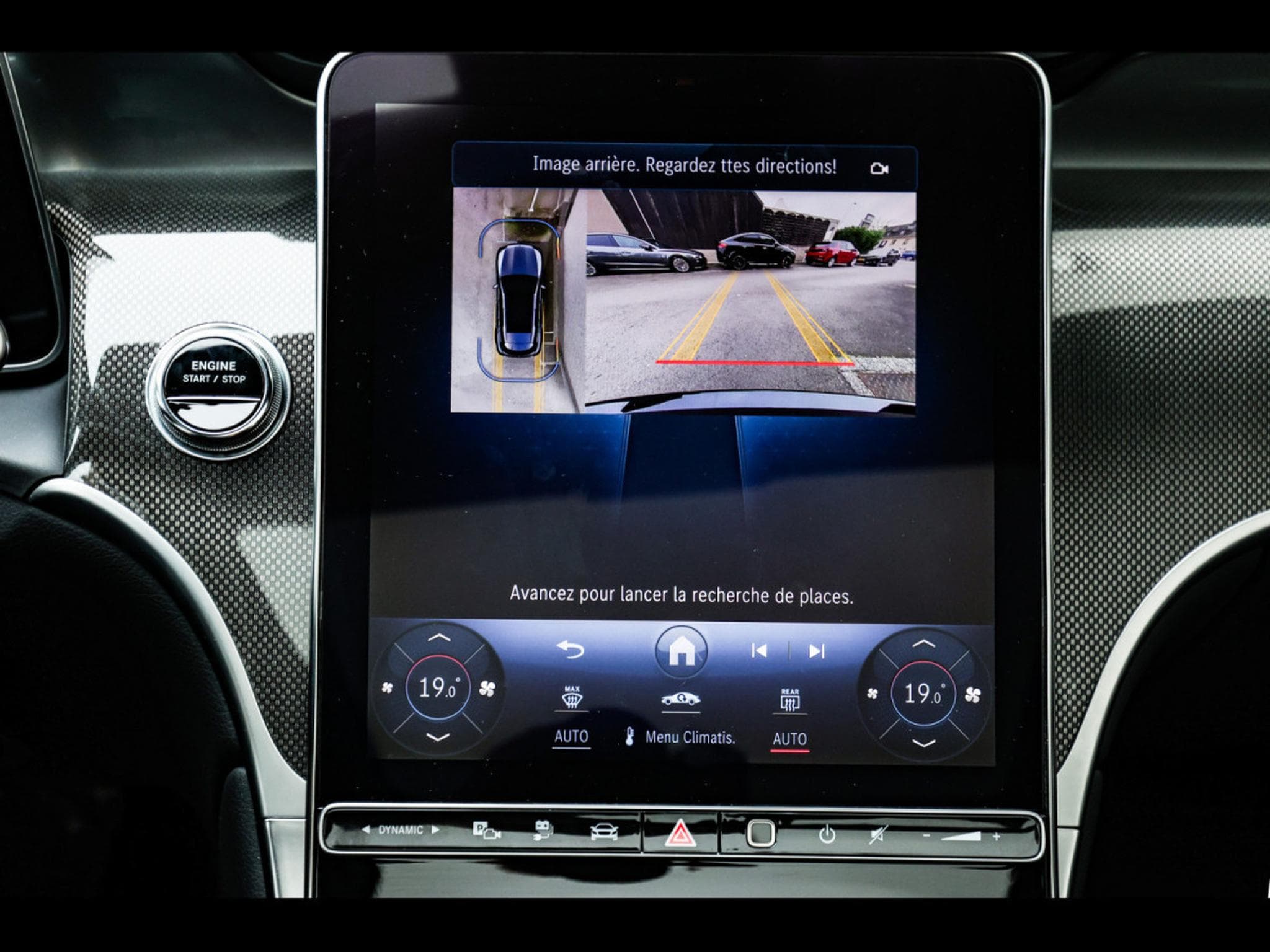 Mercedes GLC 300 DE AMG LINE 4MATIC – PACK PREMIUM PLUS (2023) - Photo 18