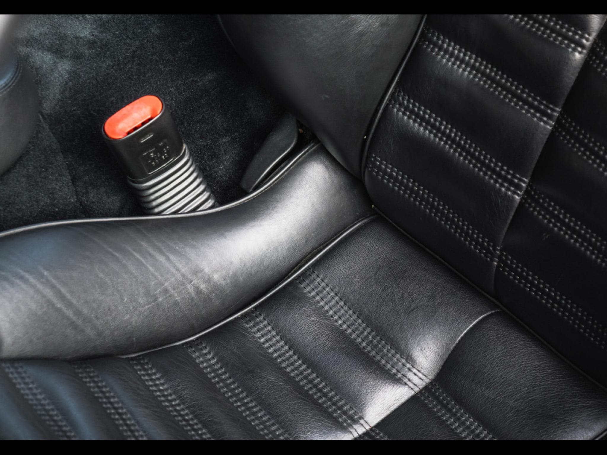 Ferrari 550 MARANELLO 5.5 V12 485 - MANUAL 6 - GRIGIO TITANIO (1998) - Photo 19