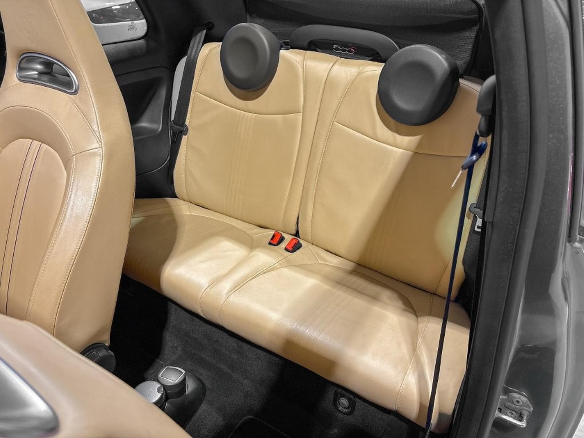 Abarth 695 EDIZIONE MASERATI/ *017of499* (2013) - Photo 10