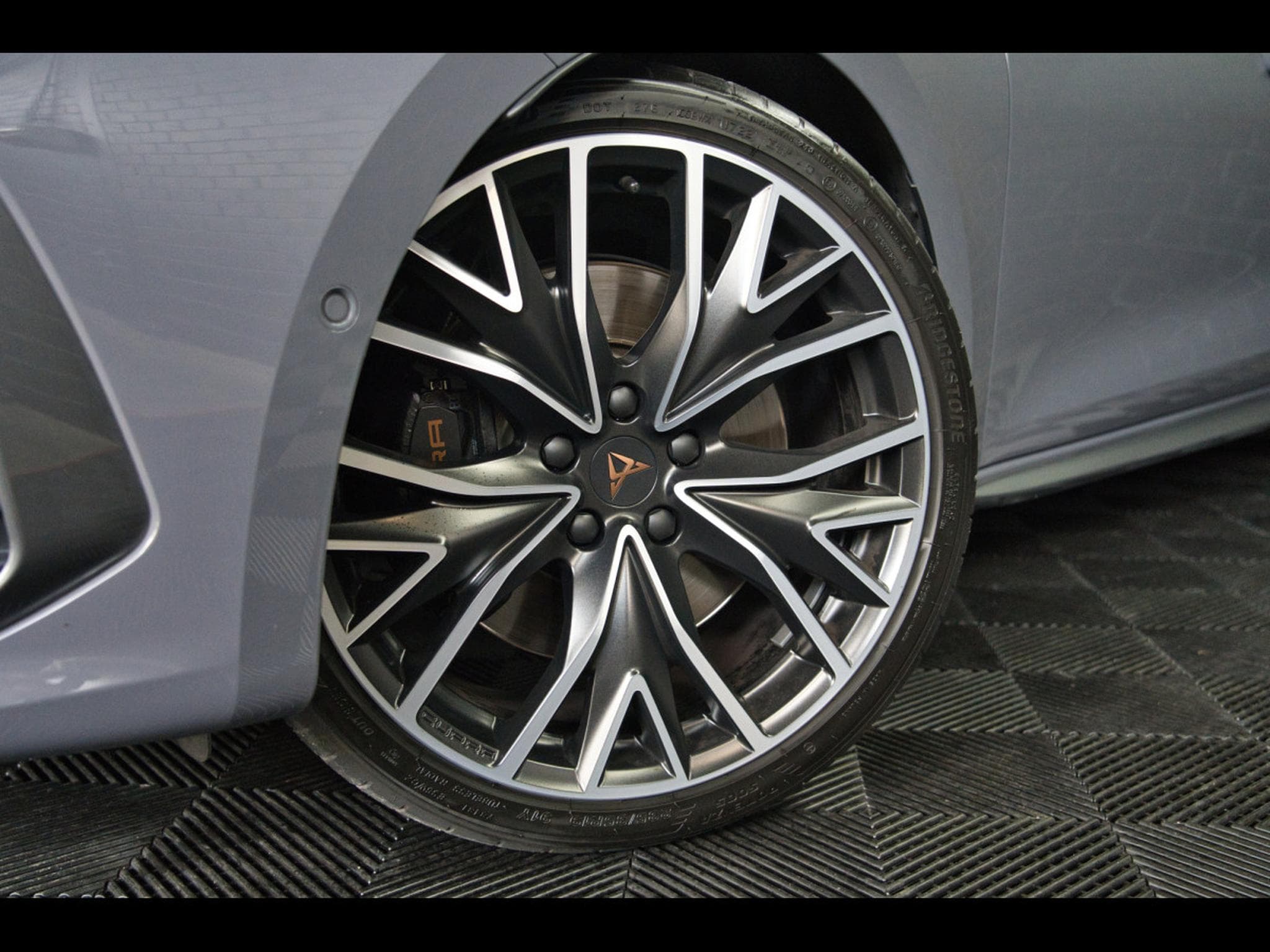 Cupra Leon 2.0 TSI 300CV *PANO* *BEATS* CAM* *19"* (2024) - Photo 19