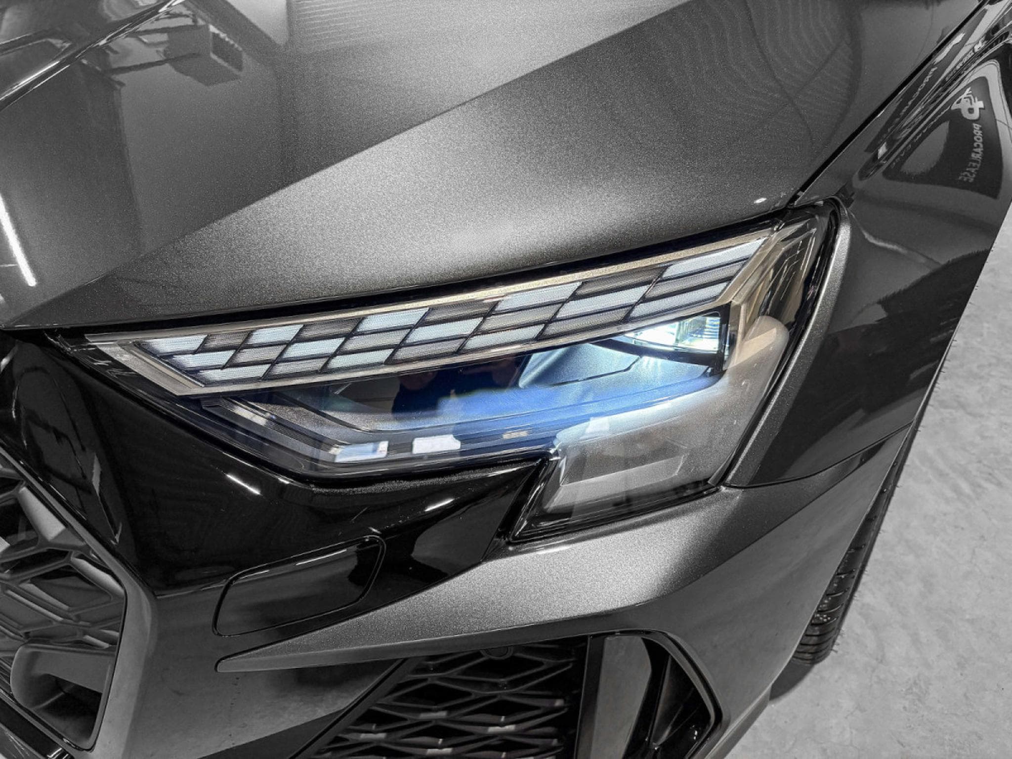 Audi RS3 Sportback 2.5 TFSI quattro/Pano/SCHALE//360°/SONO/MATRIX (2026) - Photo 6