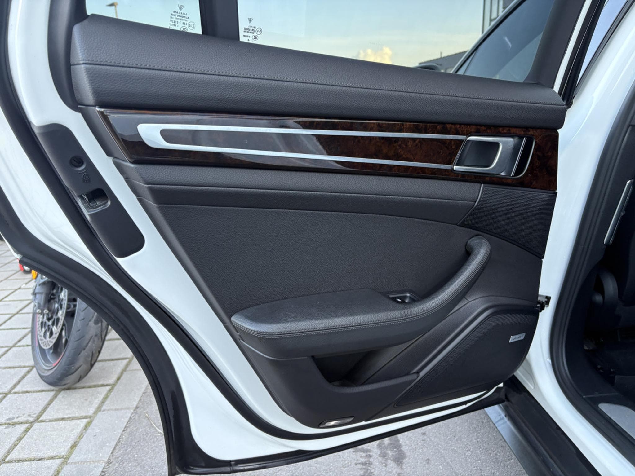 Porsche Panamera Panamera 4/Bose/Matrix (PDLS+)/360°/Led/ 8 PDK (2018) - Photo 18