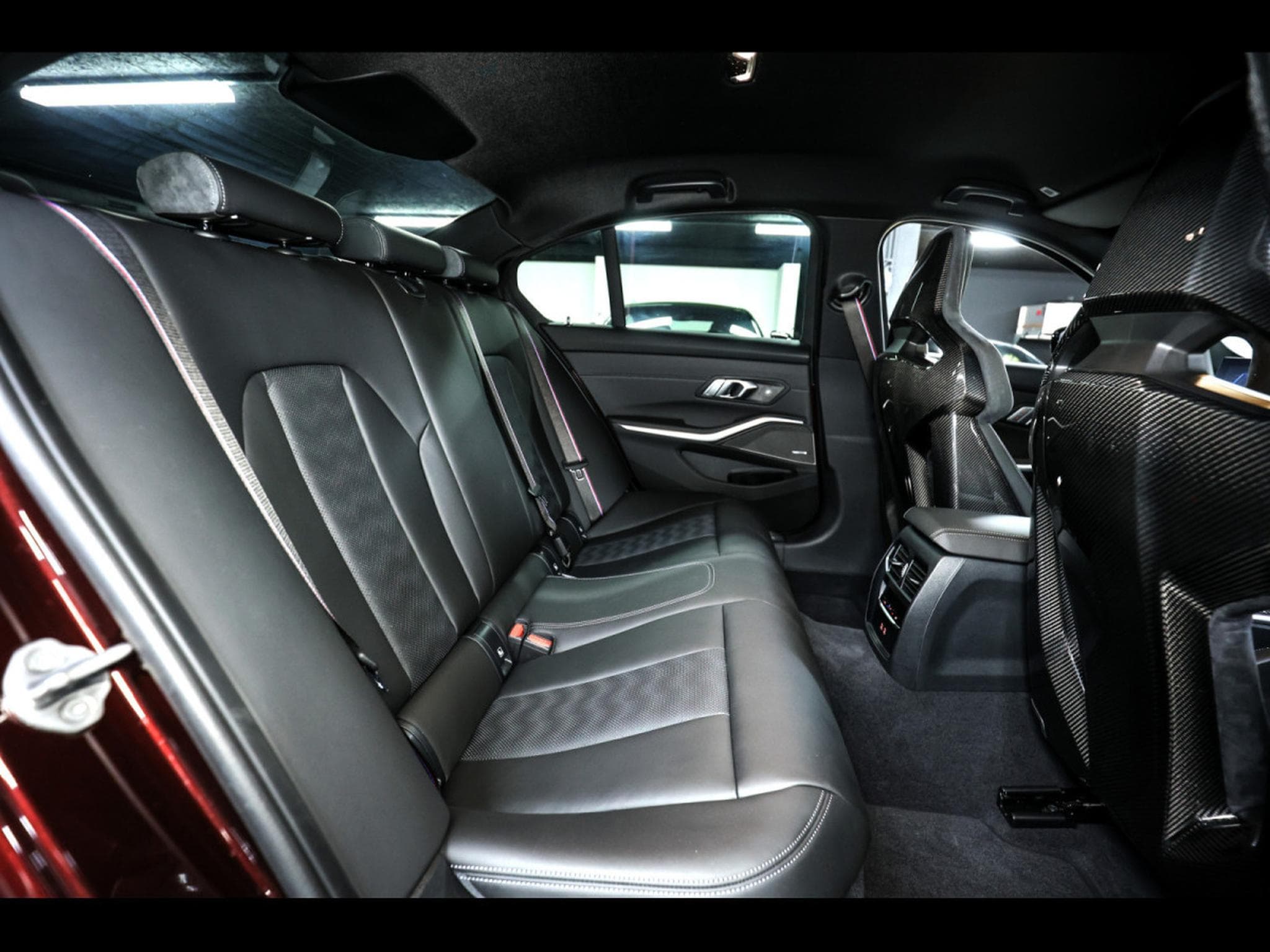 BMW M3 COMPETITION LIMOUSINE (G80) - MADEIRA RED METALLIC – BMW IND (2025) - Photo 16