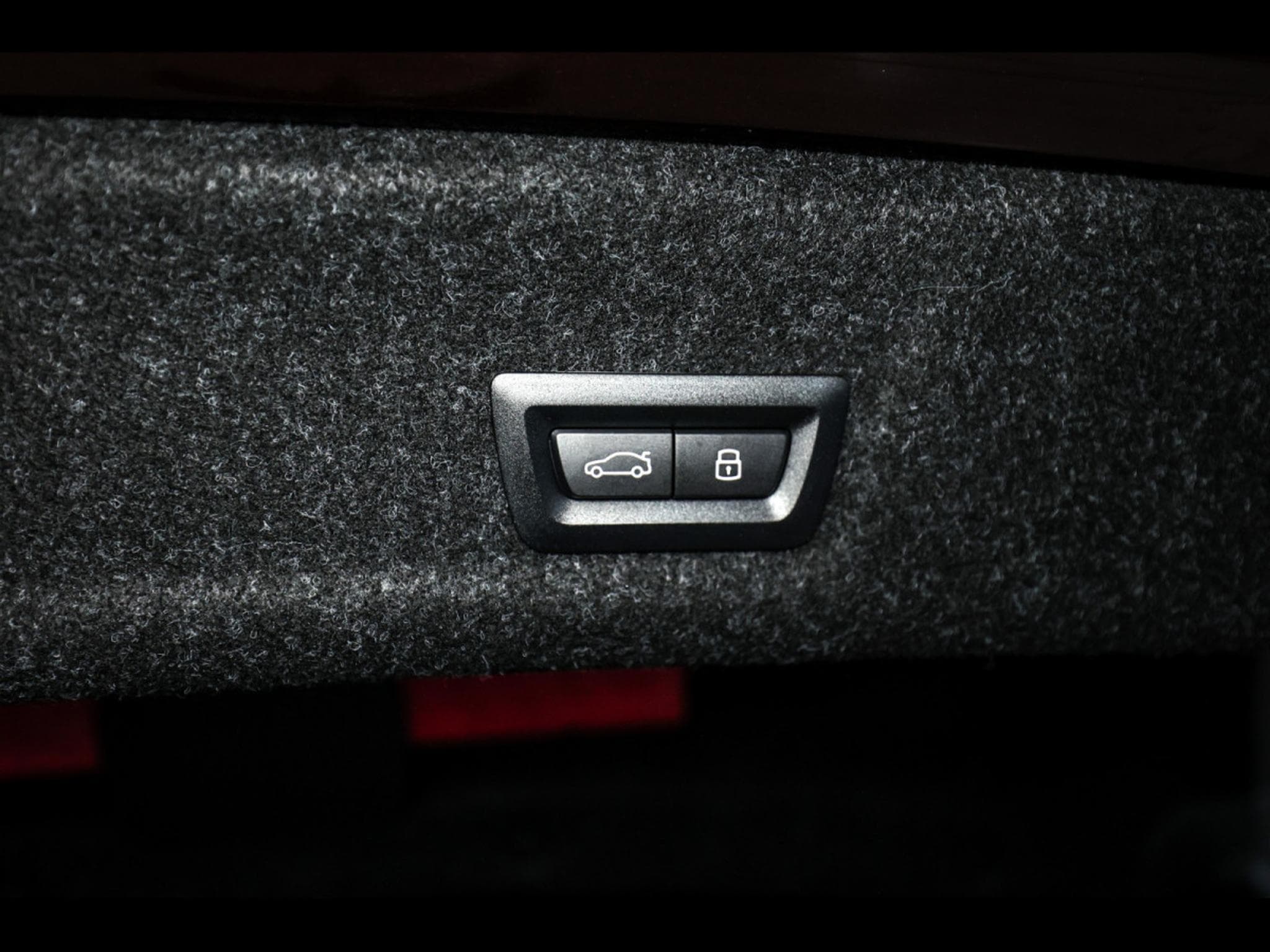 BMW M3 COMPETITION LIMOUSINE (G80) - MADEIRA RED METALLIC – BMW IND (2025) - Photo 23