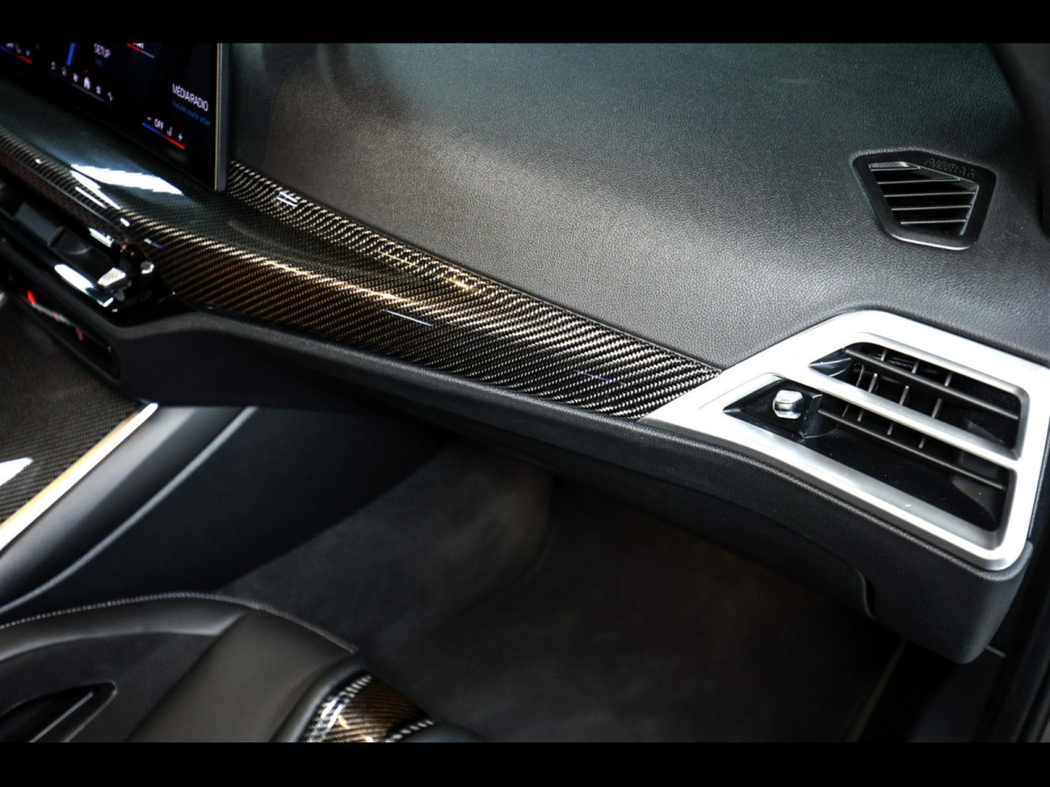 BMW M3 COMPETITION LIMOUSINE (G80) - MADEIRA RED METALLIC – BMW IND (2025) - Photo 24