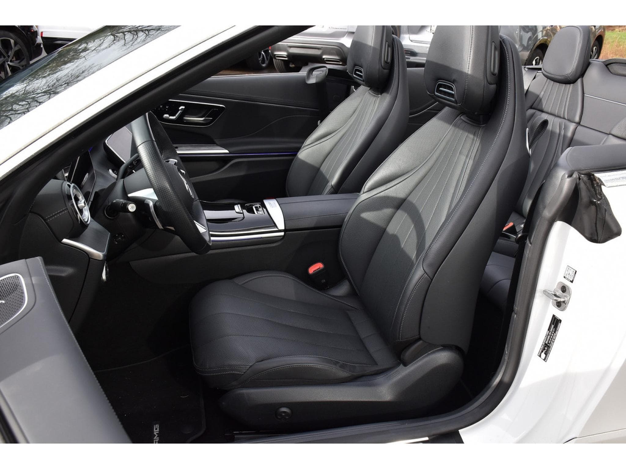 Mercedes CLE 200 AMG Line 9G-Tronic MEMO VENT DISTRONIC SIDE AIRSCARF 1° MAIN (2025) - Photo 8