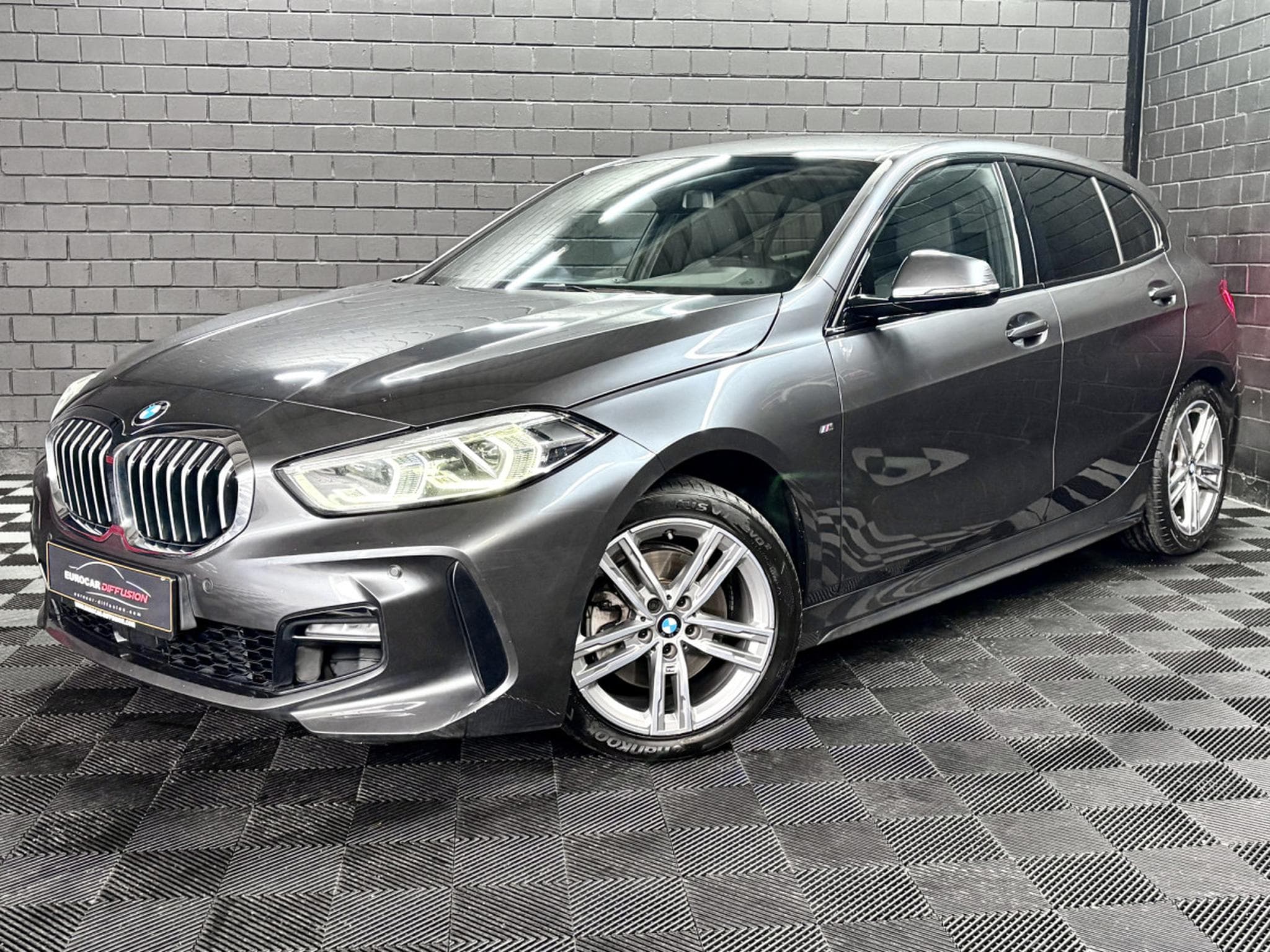 BMW 118 SERIE 1 118I M-SPORT AUTO 140 CV **ATTELAGE** (2019) - Photo 1