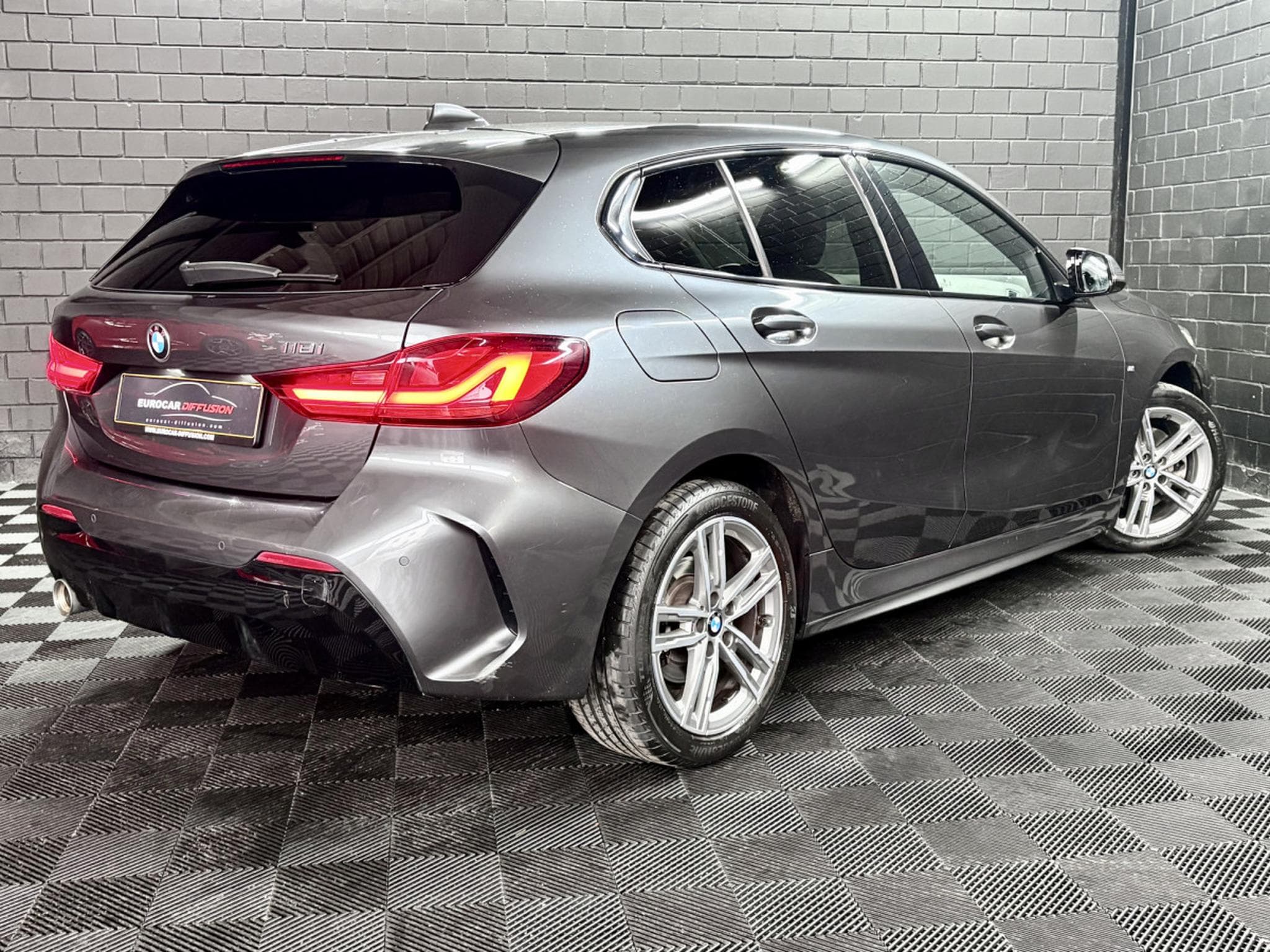 BMW 118 SERIE 1 118I M-SPORT AUTO 140 CV **ATTELAGE** (2019) - Photo 6