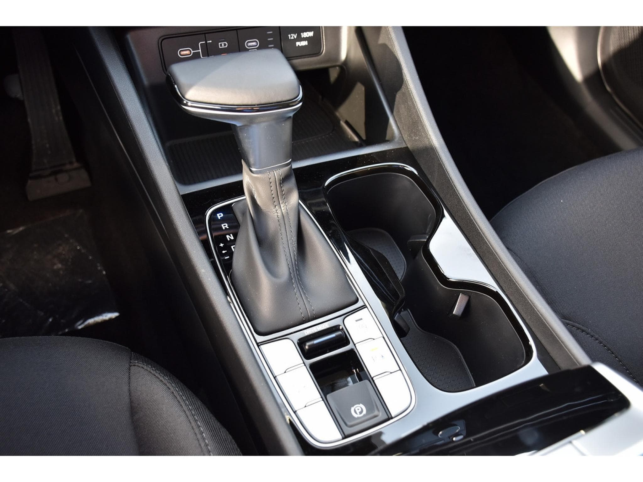 Hyundai Tucson 1.6 T-GDI Feel 7DCT REGUL LANE SIDE GPS KEYLESS NEUF (2026) - Photo 16