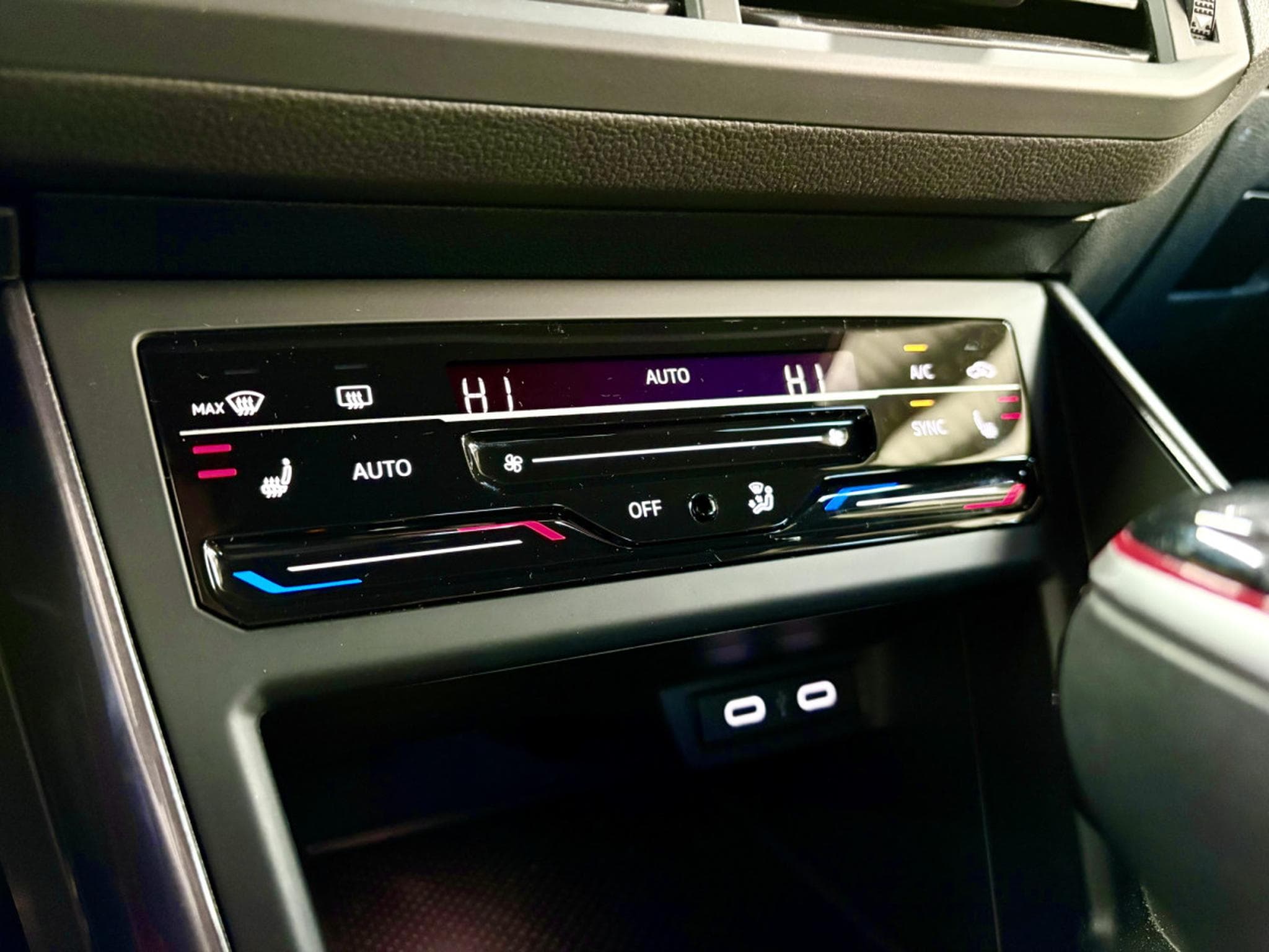 VW Polo 2.0 TSI 207 CV DSG7 **BEATS** MATRIX ** VIRTUAL** (2023) - Photo 15