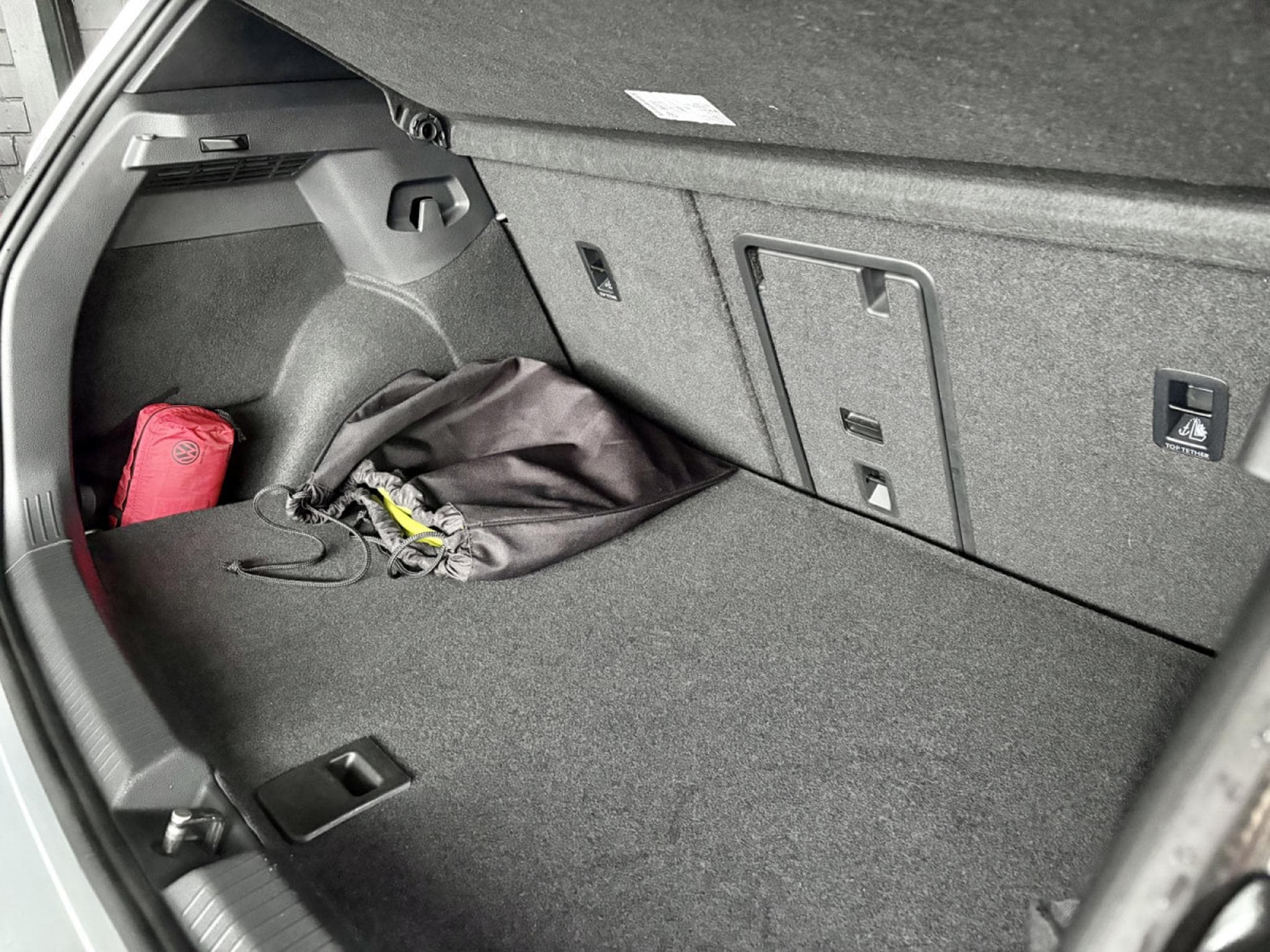 VW Golf GTE 1.4 TSI eHYBRID 245CV DSG6 *MATRIX**ATTELAGE**ACC** (2022) - Foto 15