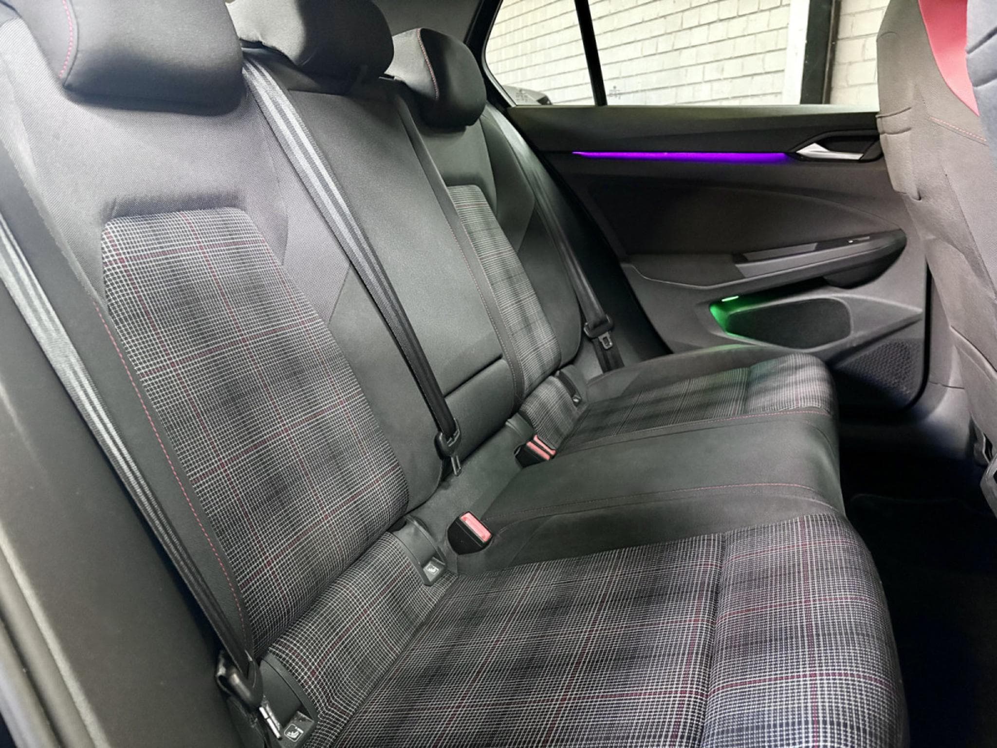 VW Golf GTI 2.0 TSI 245CV DSG7 *ACC* CAMERA* (2023) - Foto 12