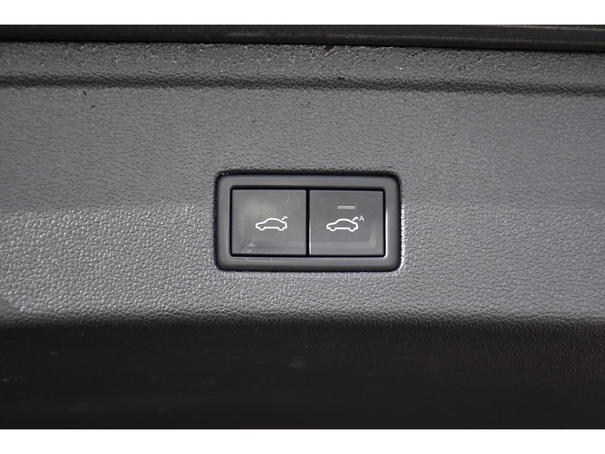 VW Touareg 3.0 TDI 4Motion R-Line Tip PANO CHFF ADD ATT RMQ MEM 1° MAIN (2021) - Photo 22