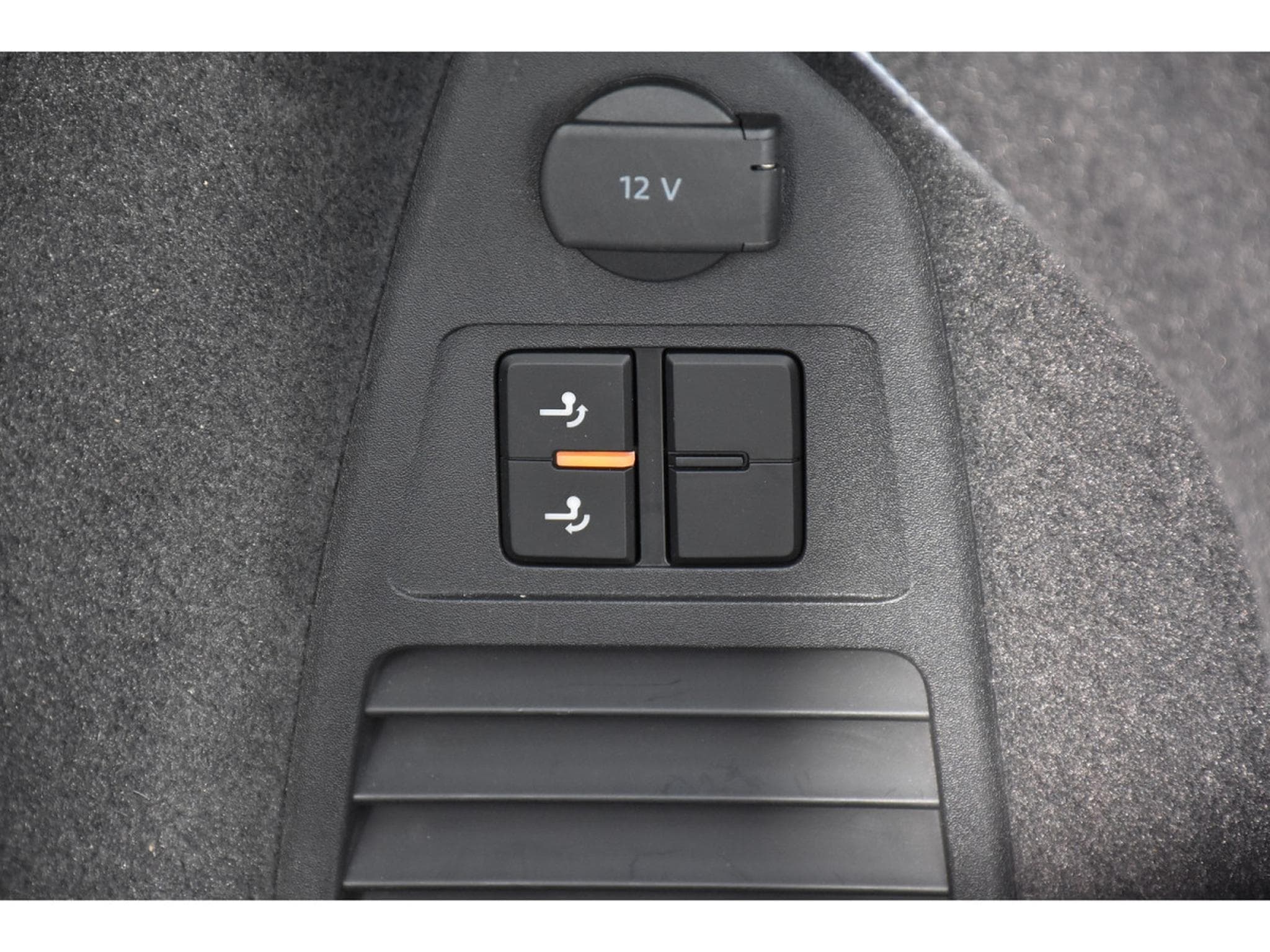 VW Touareg 3.0 TDI 4Motion R-Line Tip PANO CHFF ADD ATT RMQ MEM 1° MAIN (2021) - Photo 23