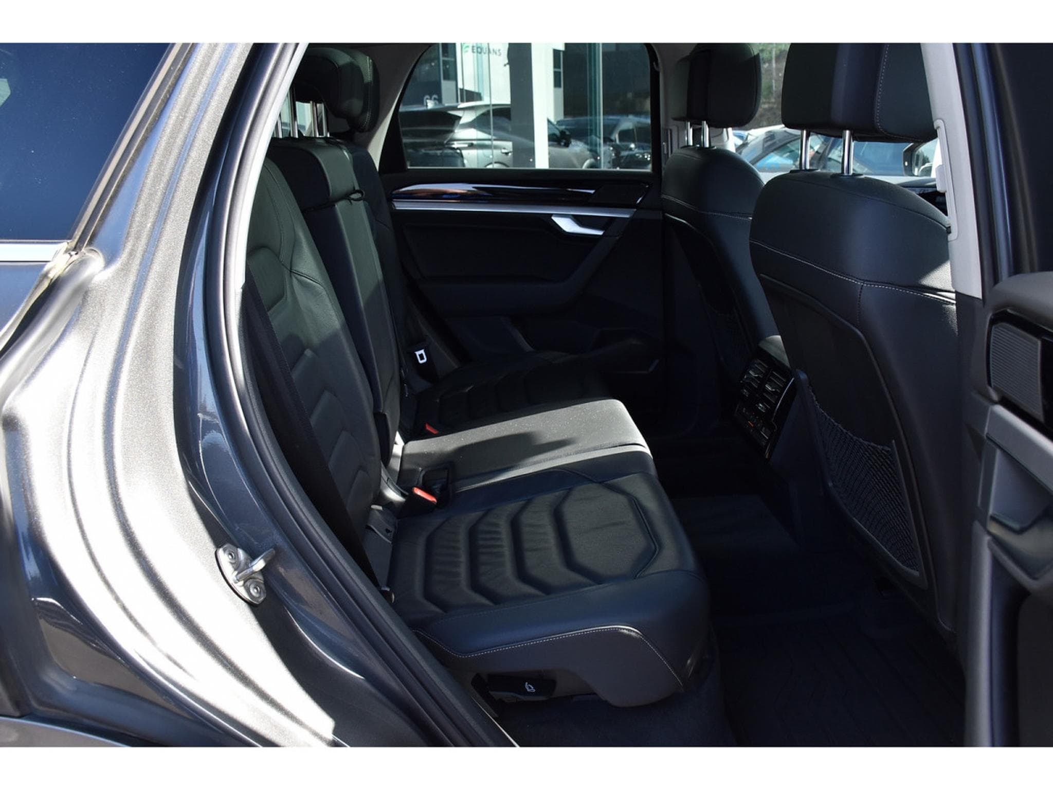 VW Touareg 3.0 TDI 4Motion R-Line Tip PANO CHFF ADD ATT RMQ MEM 1° MAIN (2021) - Photo 8