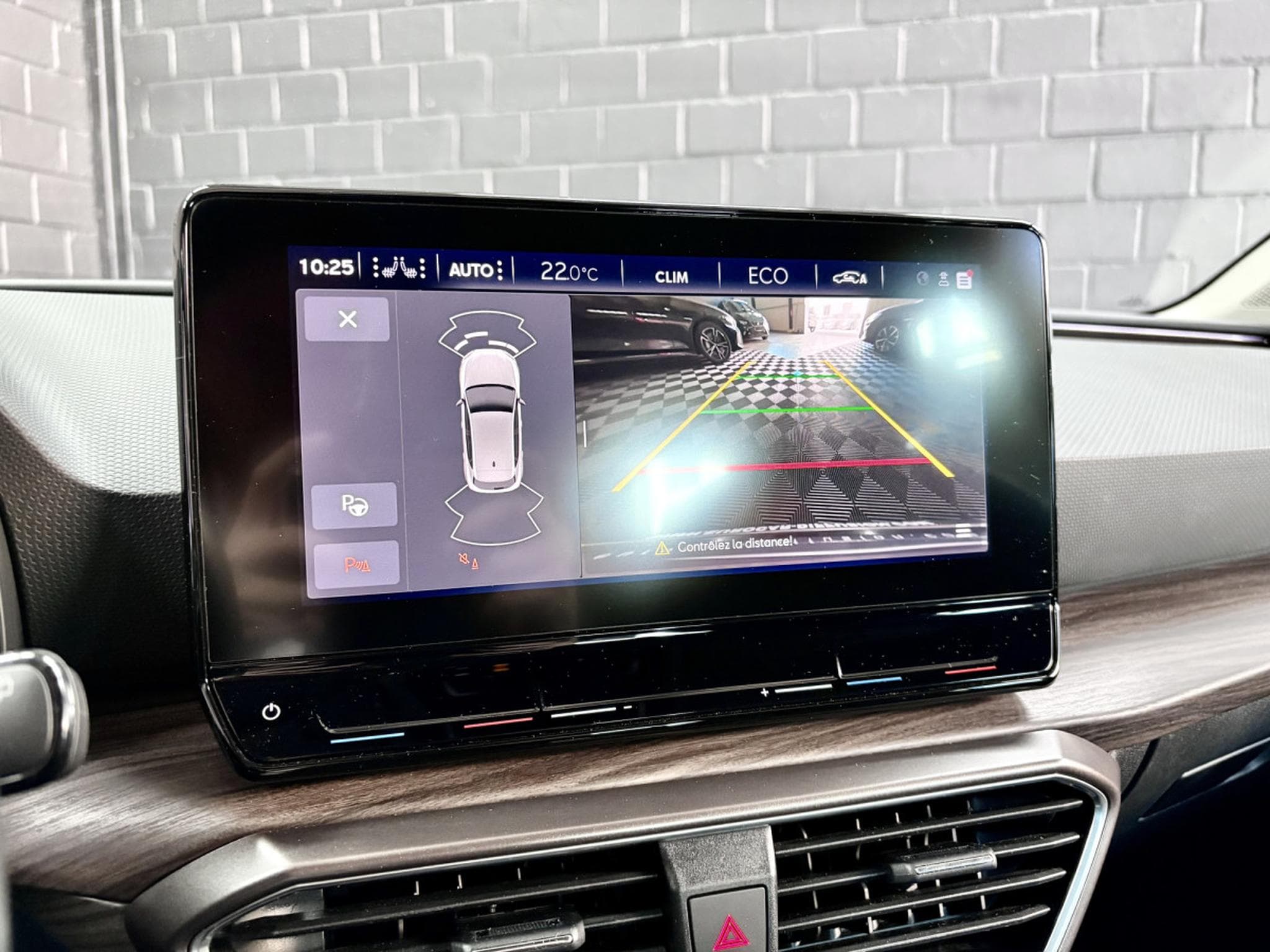 Seat Leon IV Xcellence 1.4 e-Hybrid 204CV DSG 6  *4 SAISONS* *CAMERA* (2022) - Photo 15