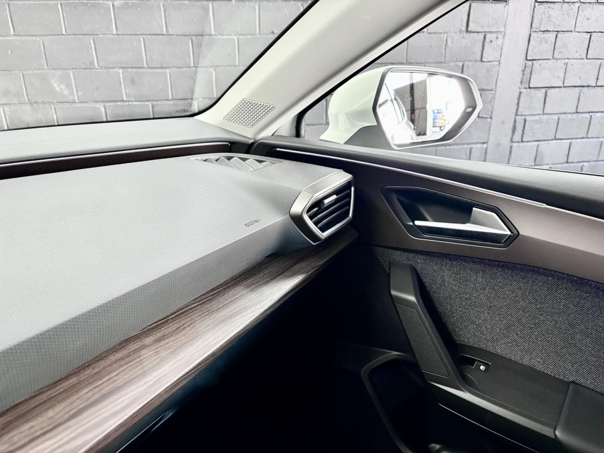 Seat Leon IV Xcellence 1.4 e-Hybrid 204CV DSG 6  *4 SAISONS* *CAMERA* (2022) - Photo 18