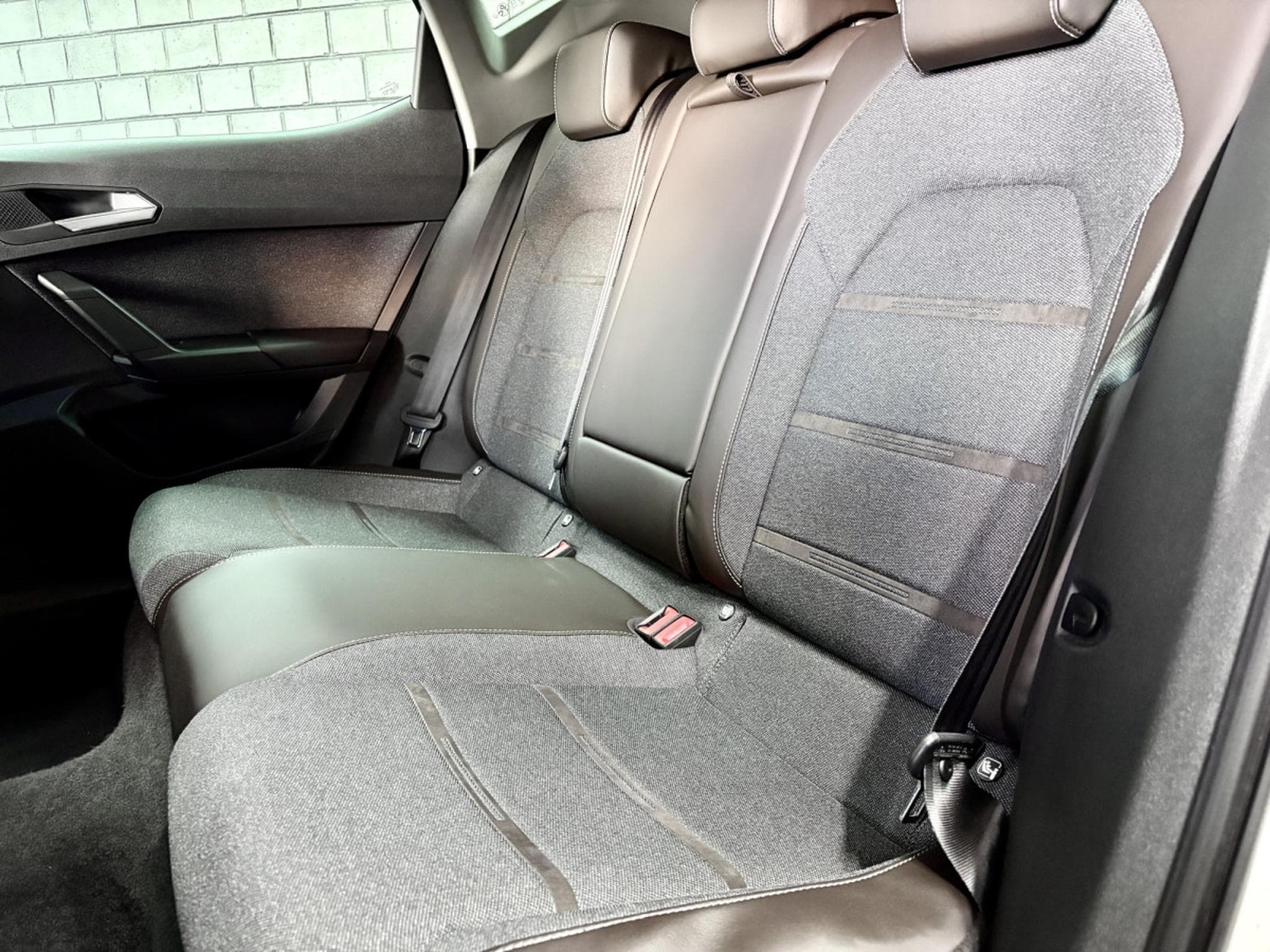 Seat Leon IV Xcellence 1.4 e-Hybrid 204CV DSG 6  *4 SAISONS* *CAMERA* (2022) - Photo 19