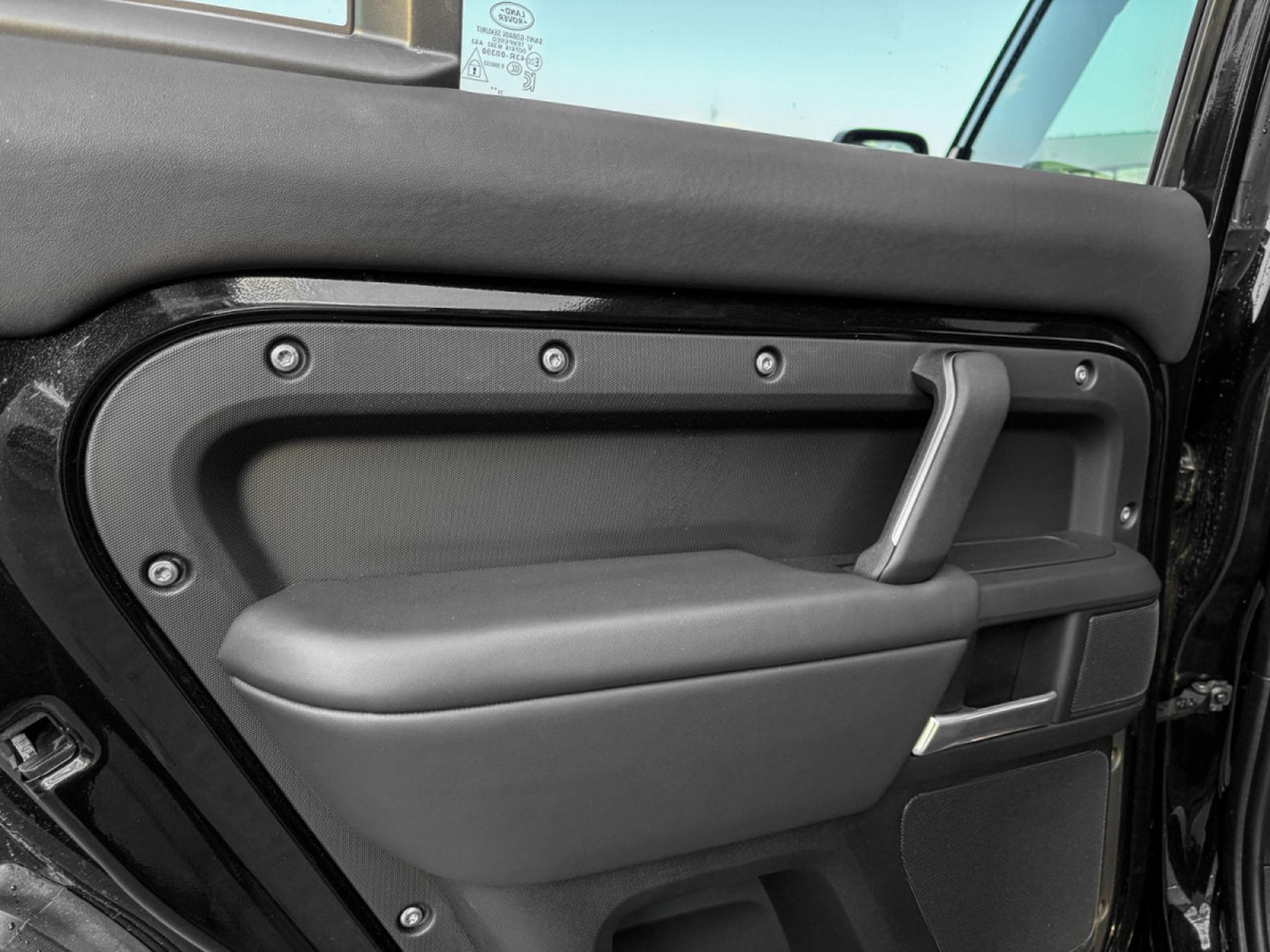 Land-Rover Defender DEFENDER 110 D250X-DYNAMIC SE AWD MY25 (2025) - Photo 17