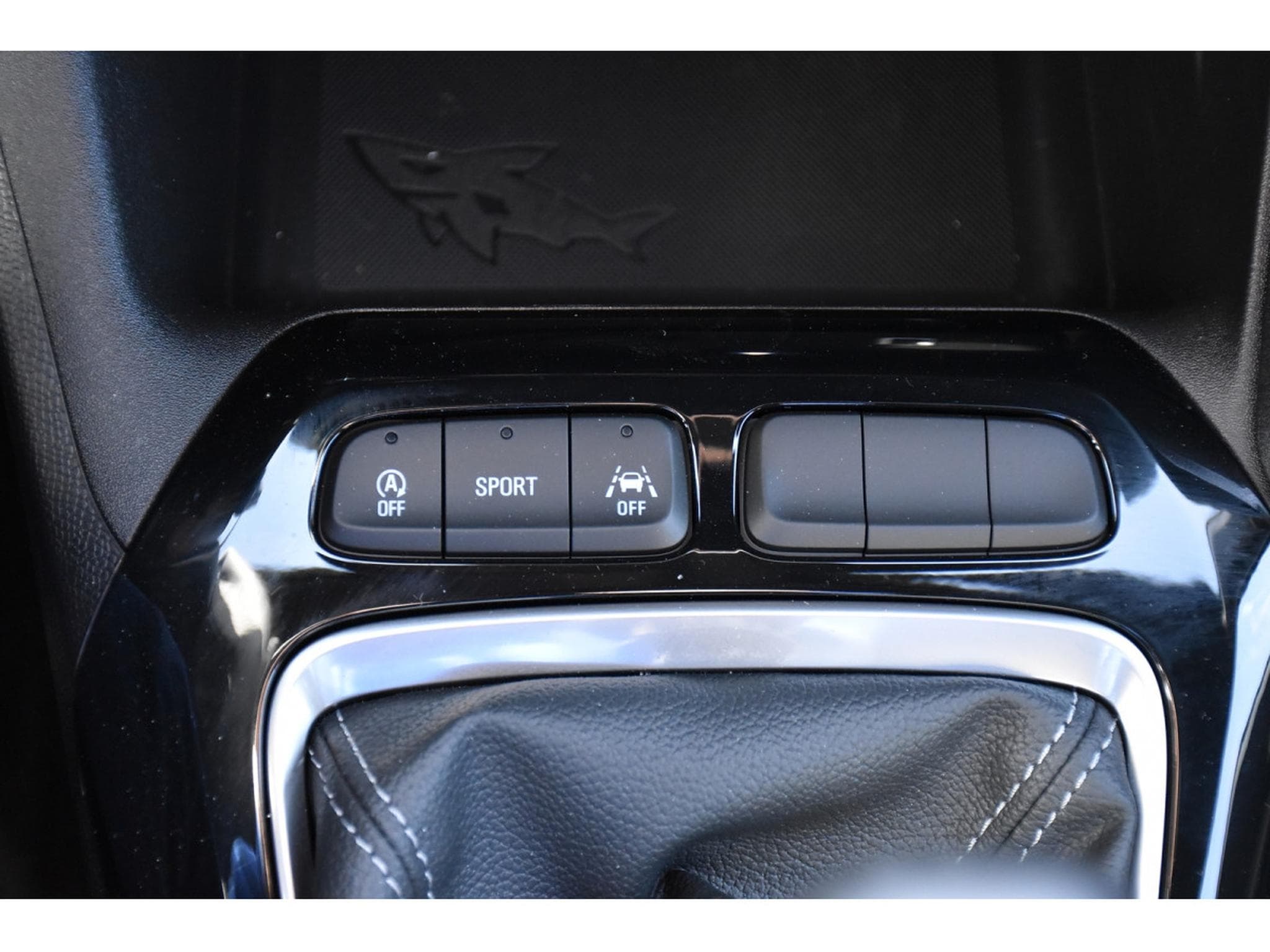 Opel Corsa 1.2 Turbo GS REGUL LANE SIDE CAM NEUVE (2025) - Photo 16